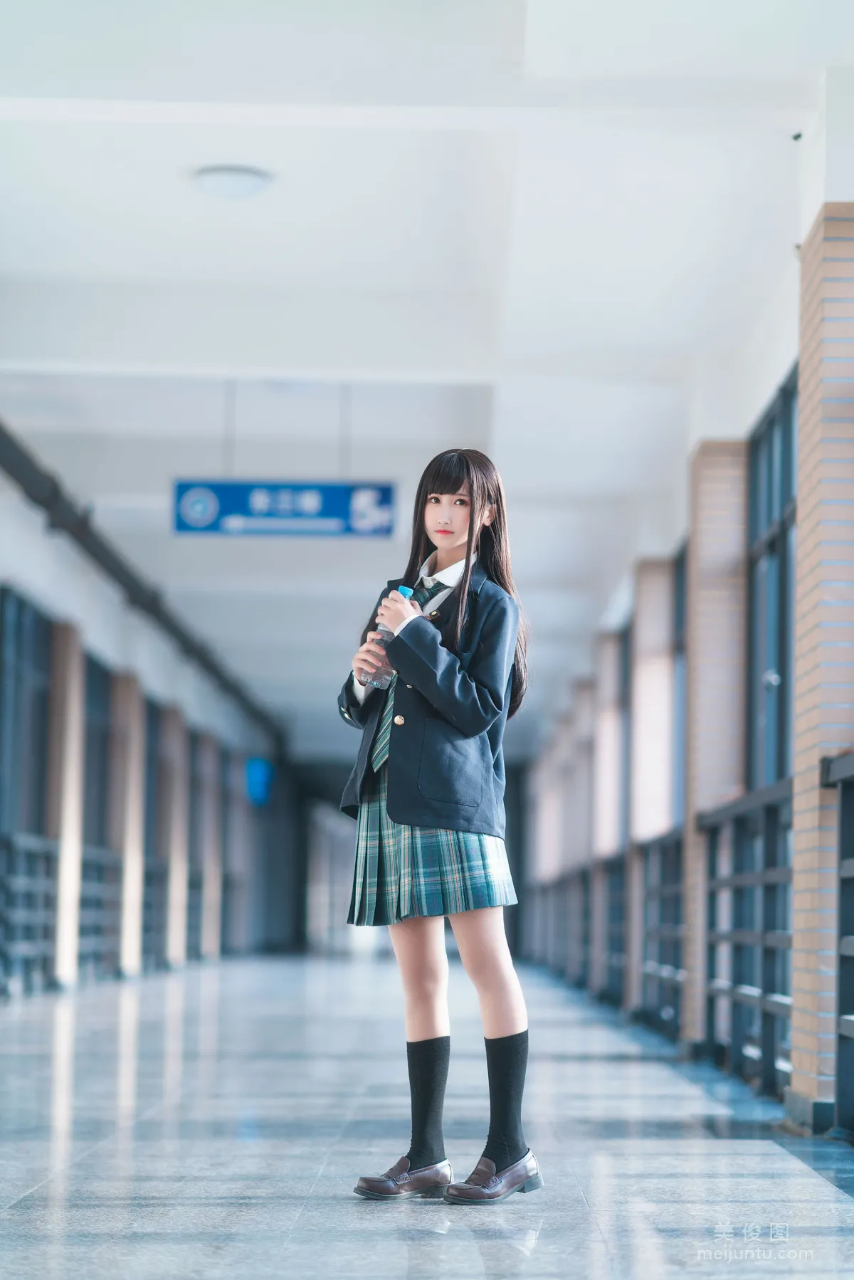 Sandu 69: Web Idols photo 5