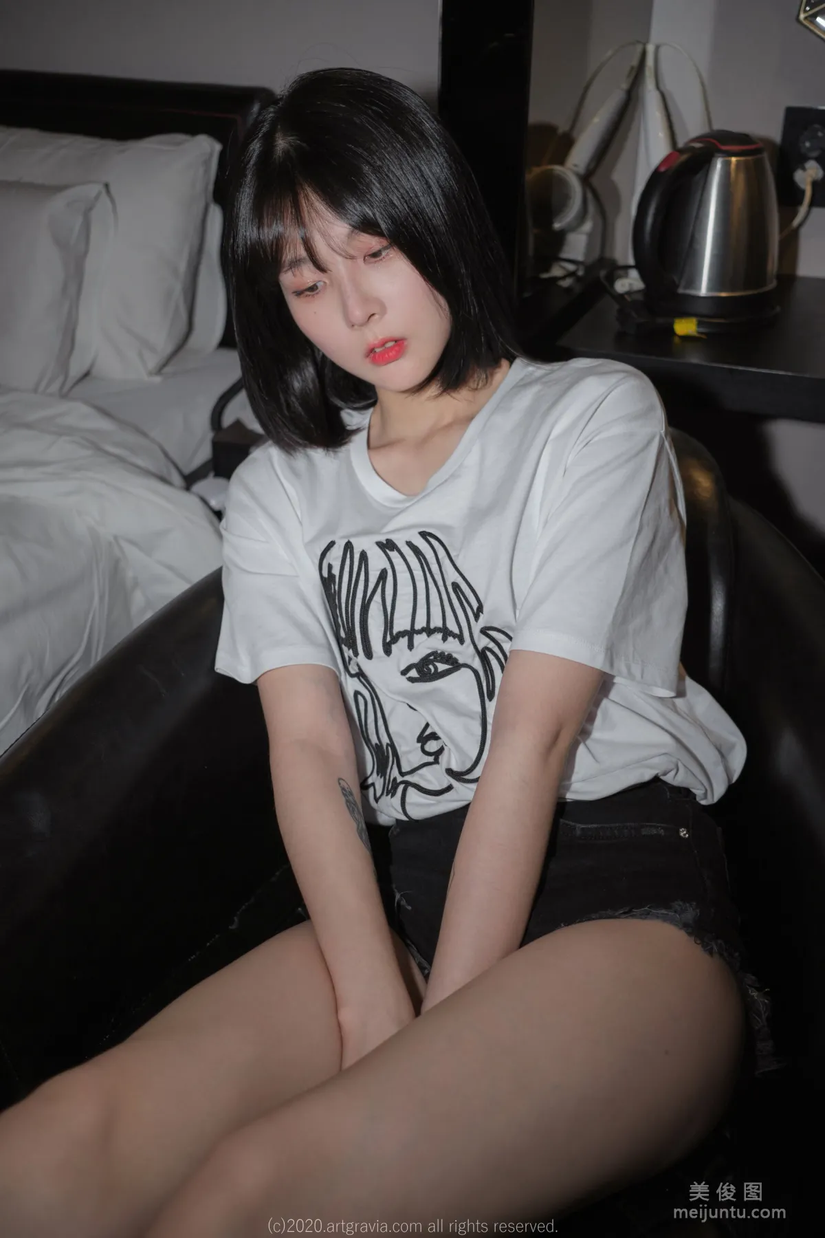 [ARTGRAVIA] VOL.181 Isabella - The Temptation of a Hot Pants Girl photo 30