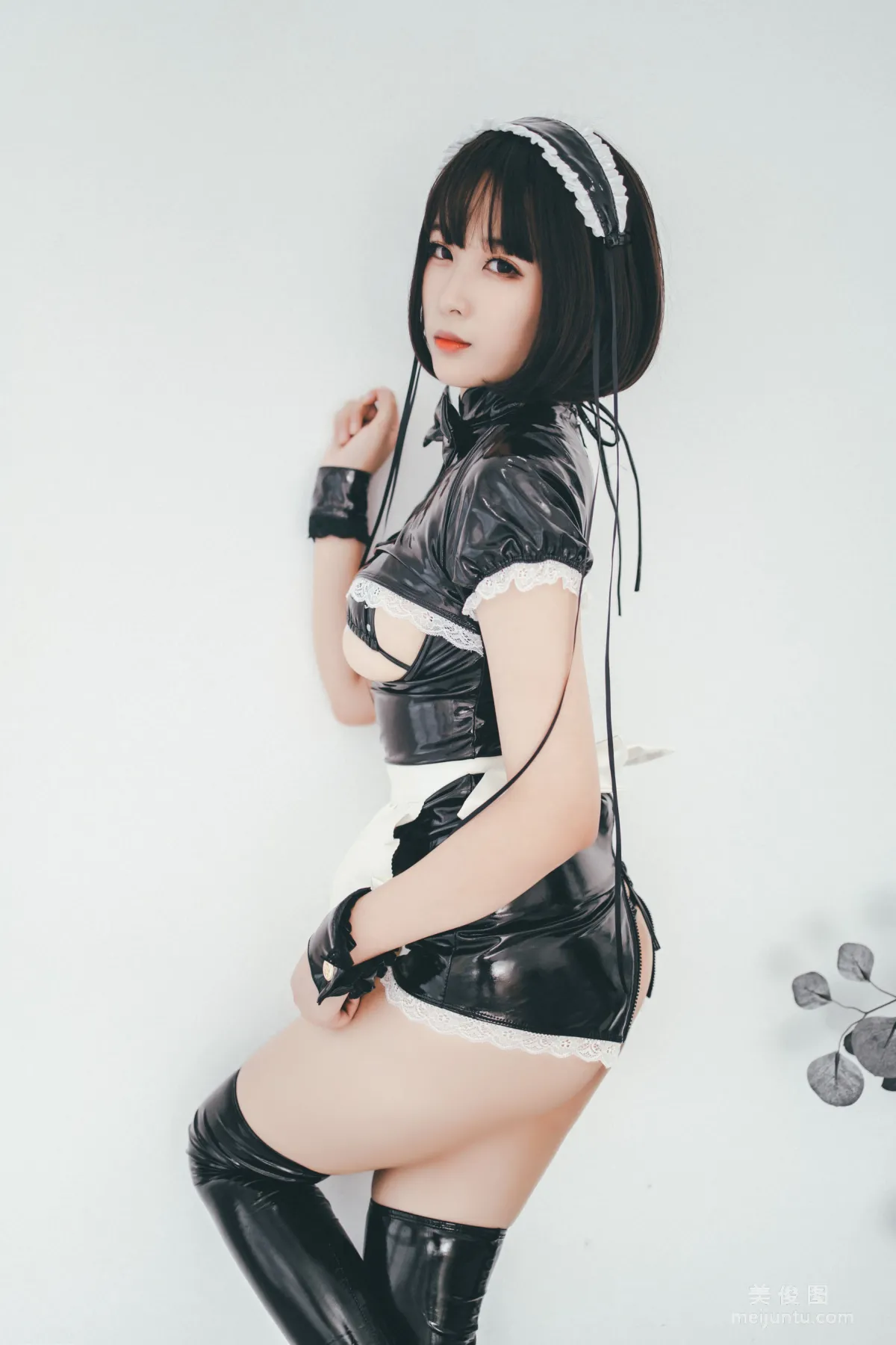 [COS Bonus] Xuanxiao Xuejie - Southern Hemisphere Maid photo 38