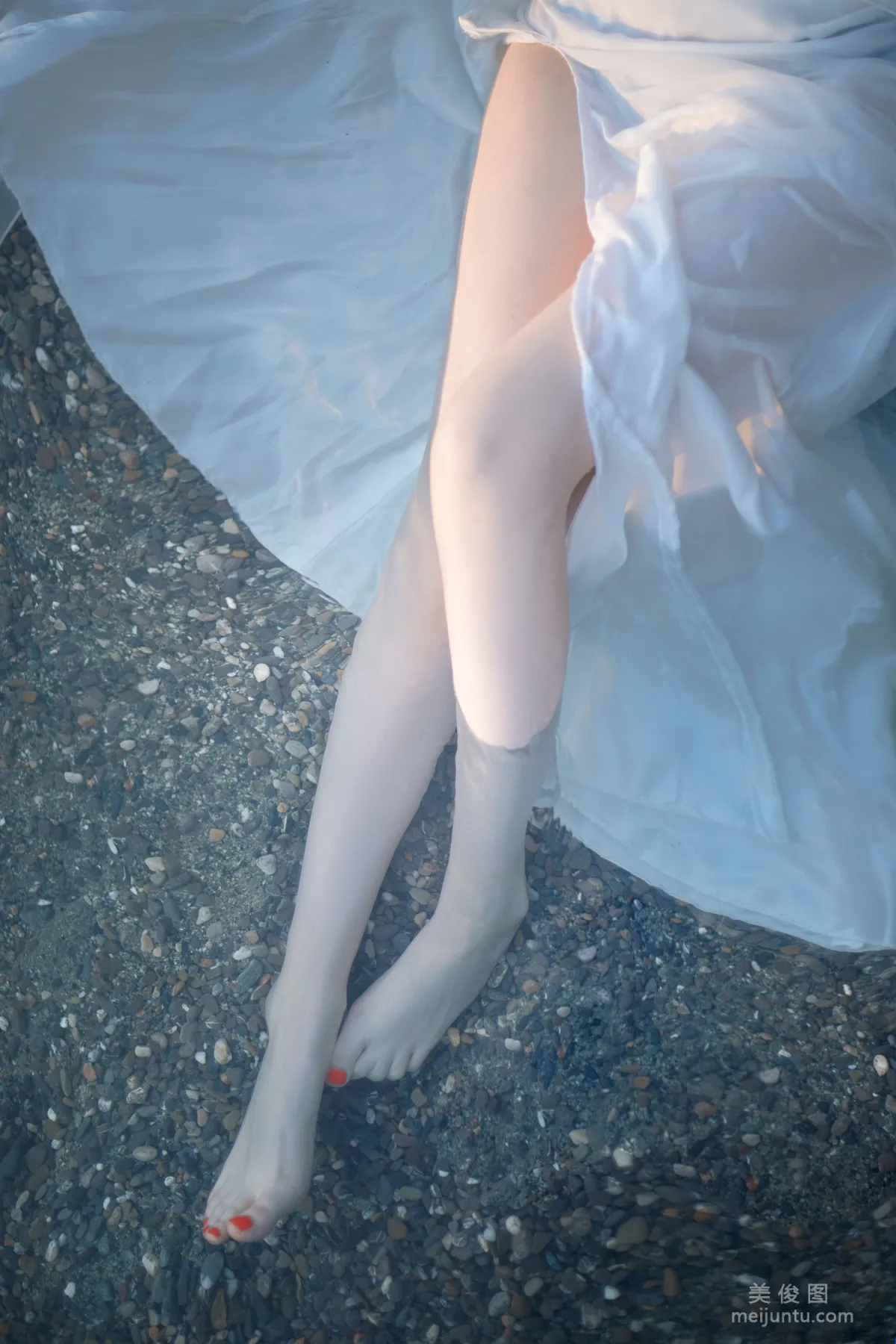 国外美女SayaTheFox - 海滩随拍3