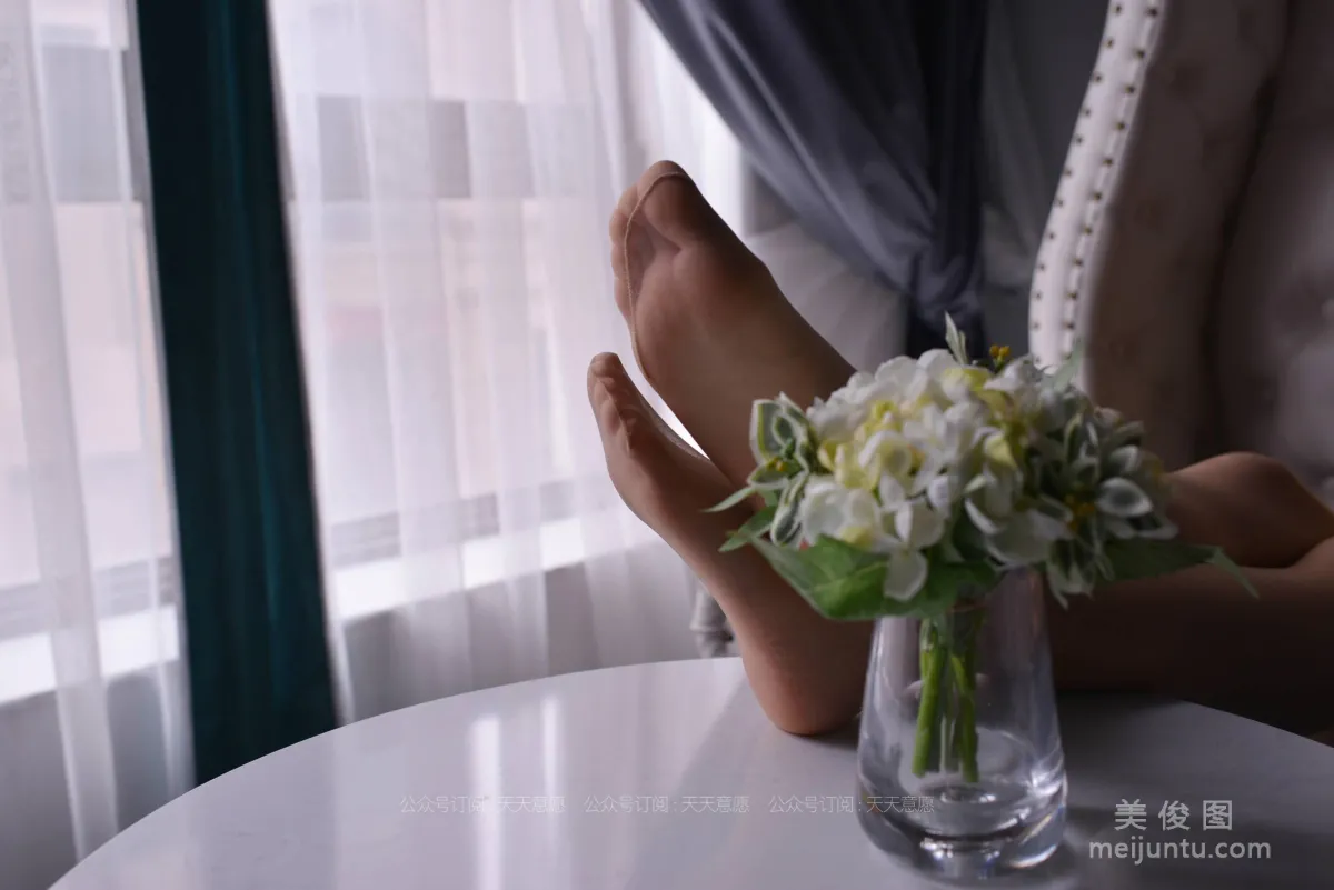[IESS] Silk Enjoyer 778: Xiao Jie Dancing with Flowers Stockings Legs Feet Set photo 34