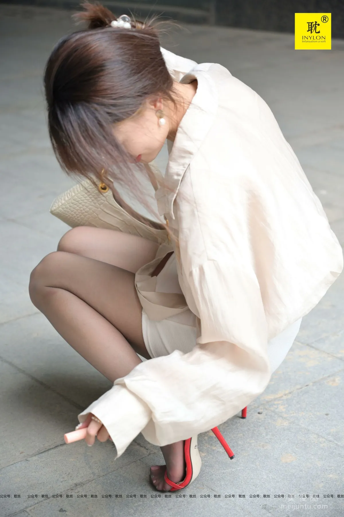 [IESS Nth Fantasy] Supervisor Qiu Alone After Work 4 Stockings Set photo 3
