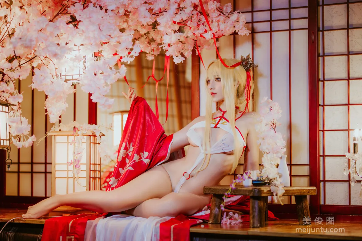 [COS] Anime Blogger Jiuqu Jean - Glory New Year Kimono photo 1