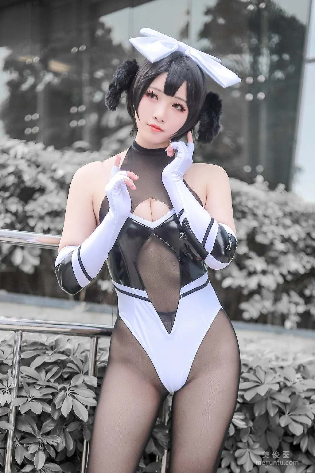 Moyu M: Web Idols photo 2