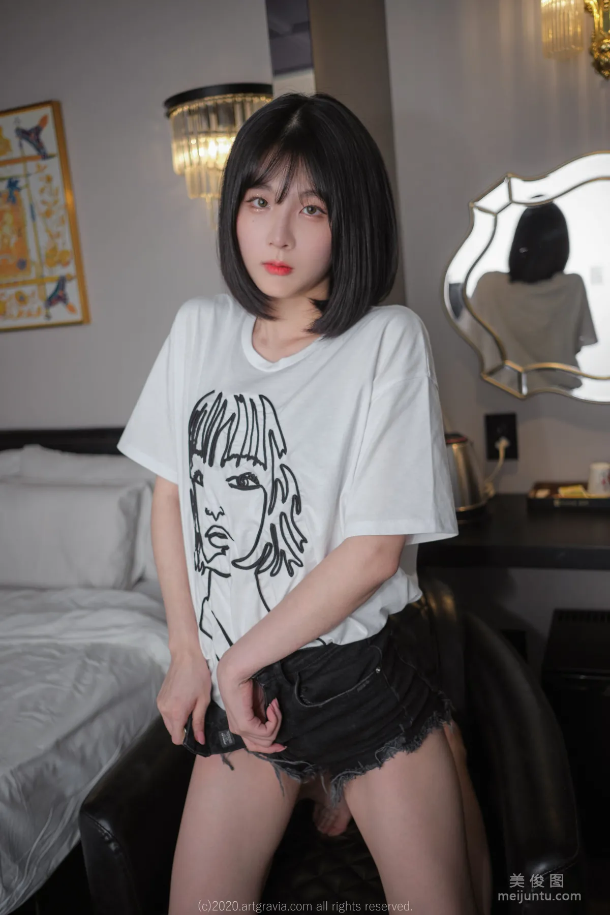 [ARTGRAVIA] VOL.181 Isabella - The Temptation of a Hot Pants Girl photo 33