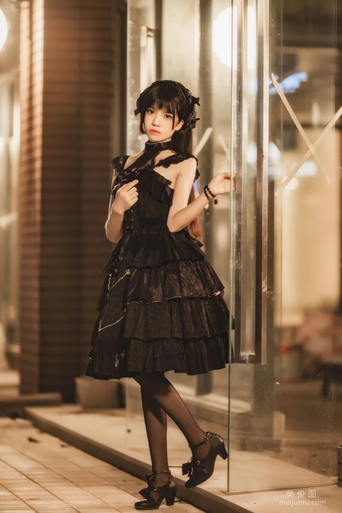 Ying Taomiao: Web Idols photo 9