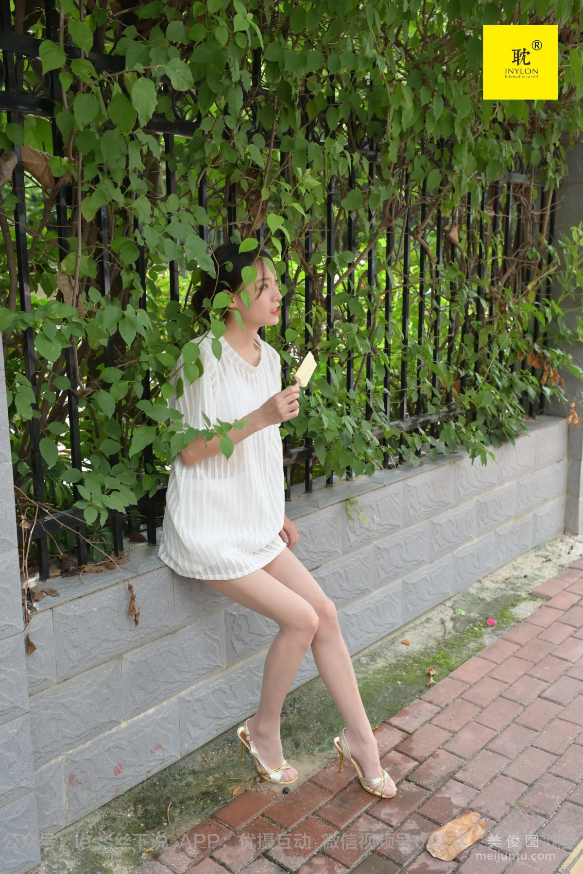 [IESS] The Nth Fantasy: Lonely Weekend 1, Xiao Liu, Little Skirt + Peep-Toe Shoes + Playing in Water in Shoes photo 81