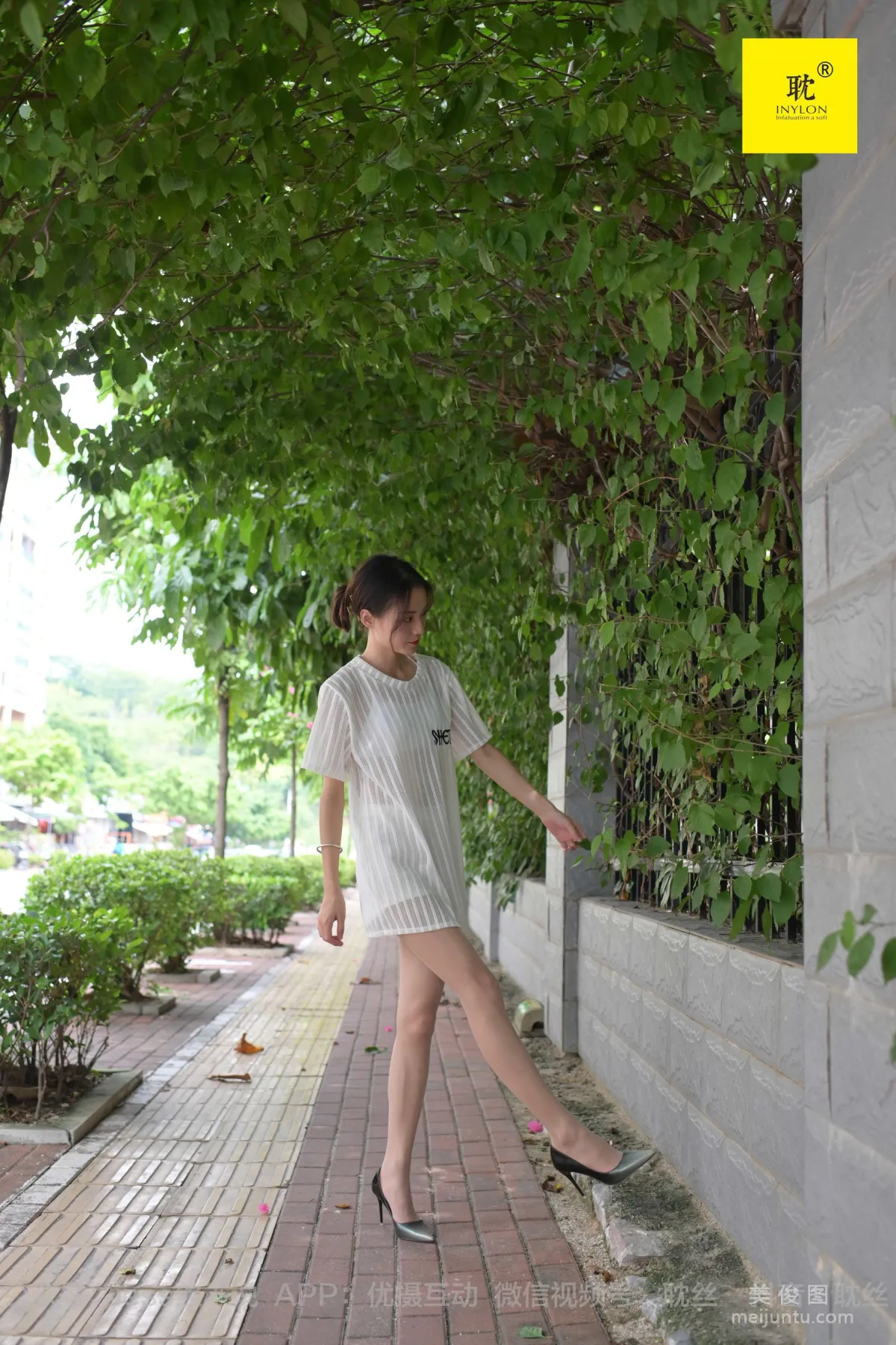 [IESS异思趣向]第N种幻想 孤单的周末④ 小六  丝袜美腿套图66