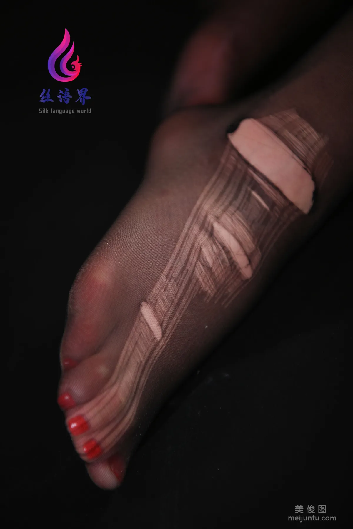 [Ligui] Web Beauty Miao Miao, Cross Bondage photo 2