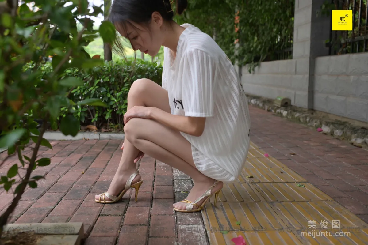 [IESS] The Nth Fantasy: Lonely Weekend 1, Xiao Liu, Little Skirt + Peep-Toe Shoes + Playing in Water in Shoes photo 47