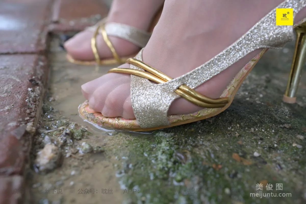 [IESS] The Nth Fantasy: Lonely Weekend 1, Xiao Liu, Little Skirt + Peep-Toe Shoes + Playing in Water in Shoes photo 85