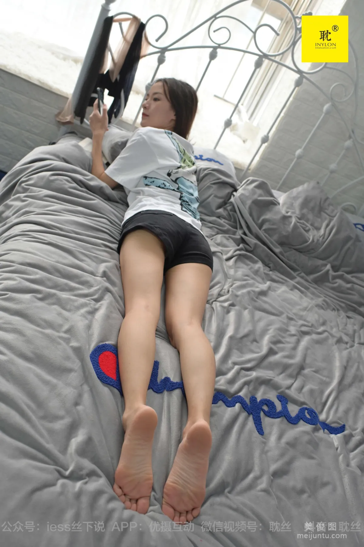 [IESS] The Nth Fantasy, Lonely Weekend 2, Xiao Liu, Little Skirt + Peep Toe Shoes + Taking Off Shoes to Play in Water photo 78
