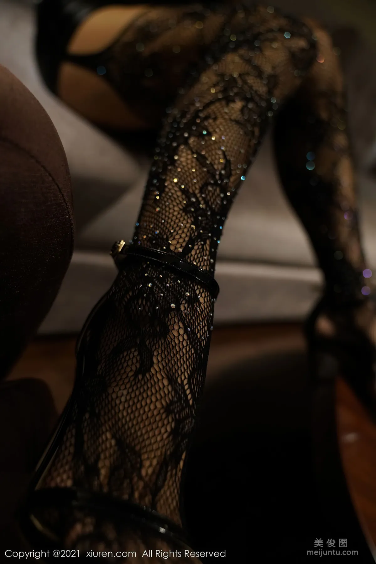 [XiuRen] No.3785 Lan Xia Akasha - The Unique Charm of Leather Skirt photo 22