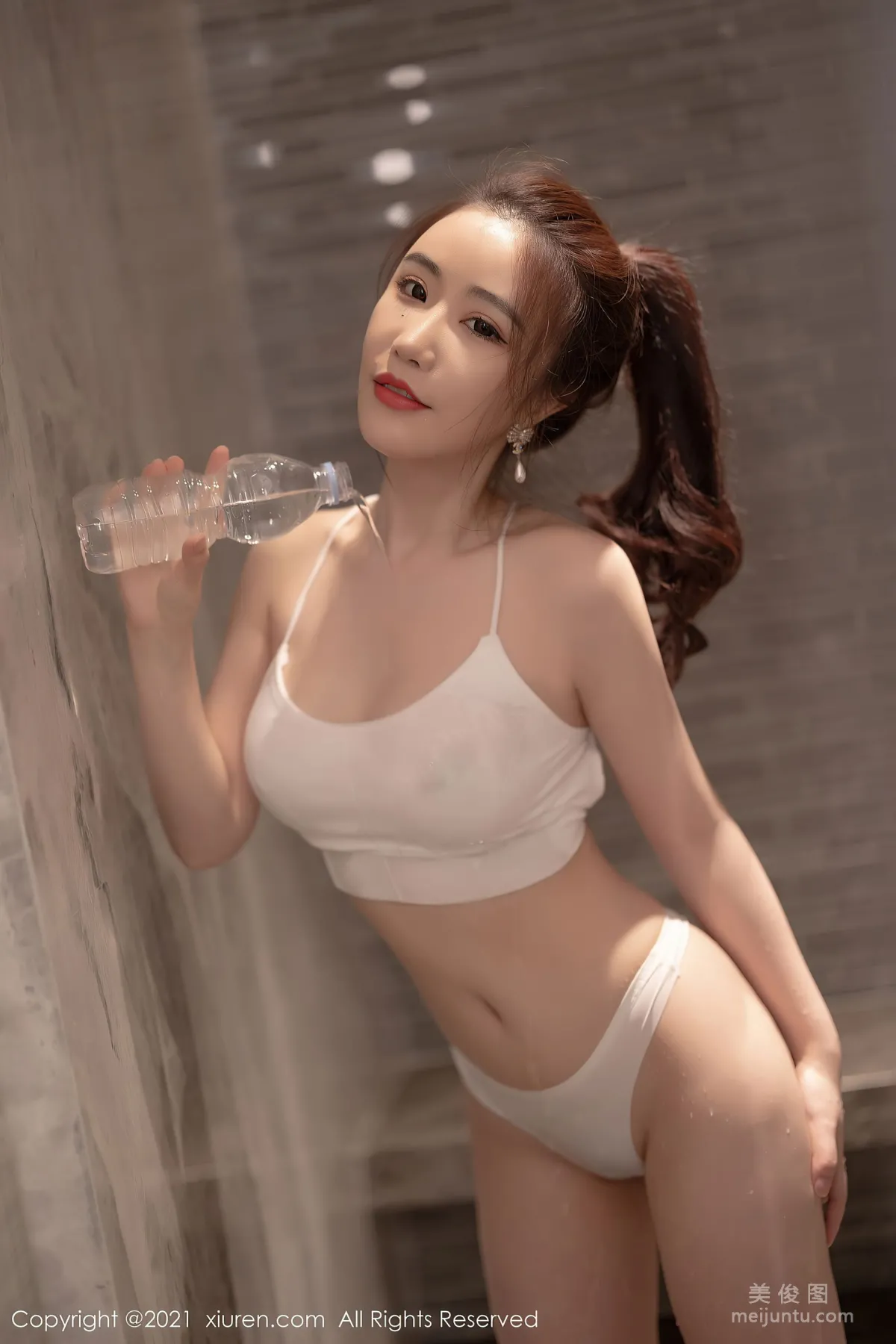 [XiuRen] No.3755 Cherry Fei Yueying - Tight Outfit and Suspenders photo 59