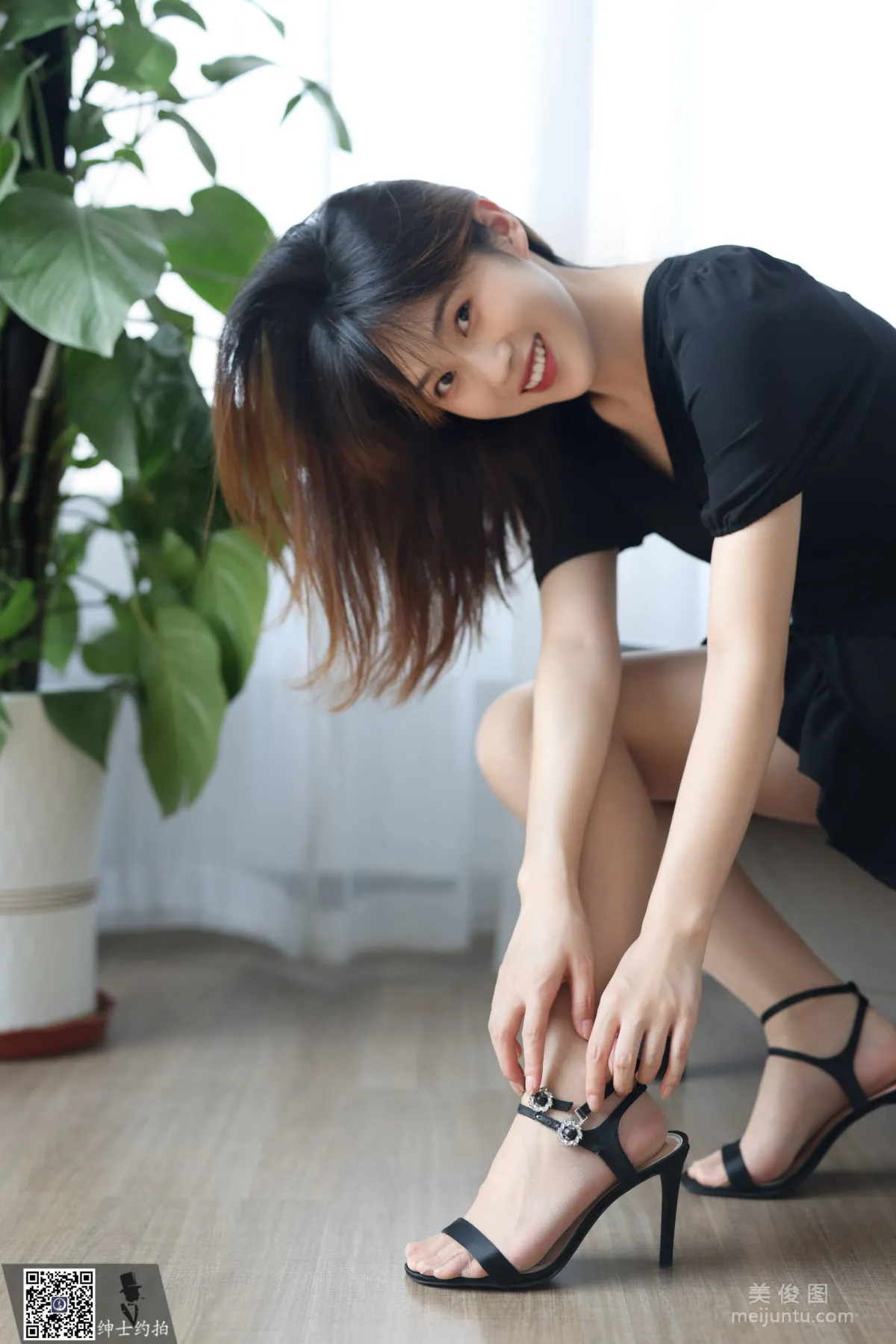 [Gentleman Shoots] SS028 Na Zha Stockings Set photo 13