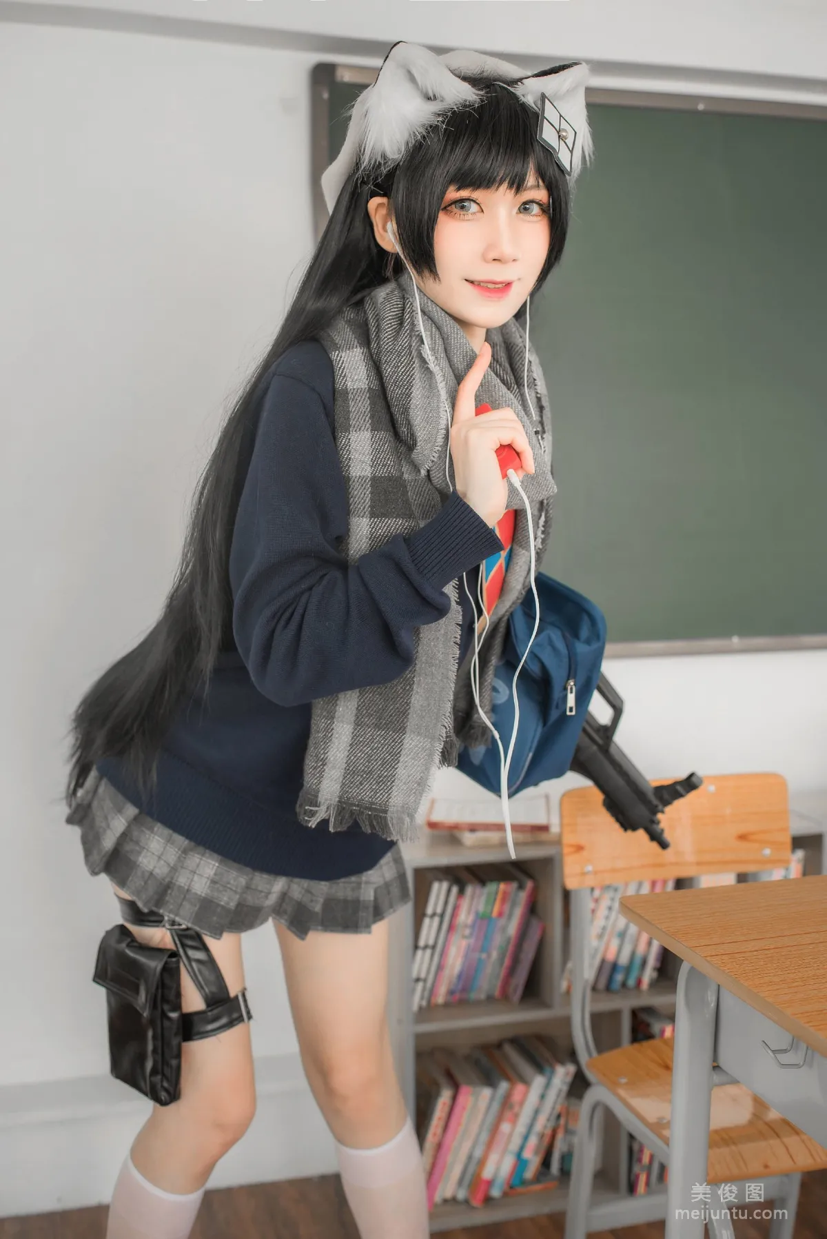 [Web Idols COSER Photos] izumi Quantaozi - Pure White Graduation Season photo 40
