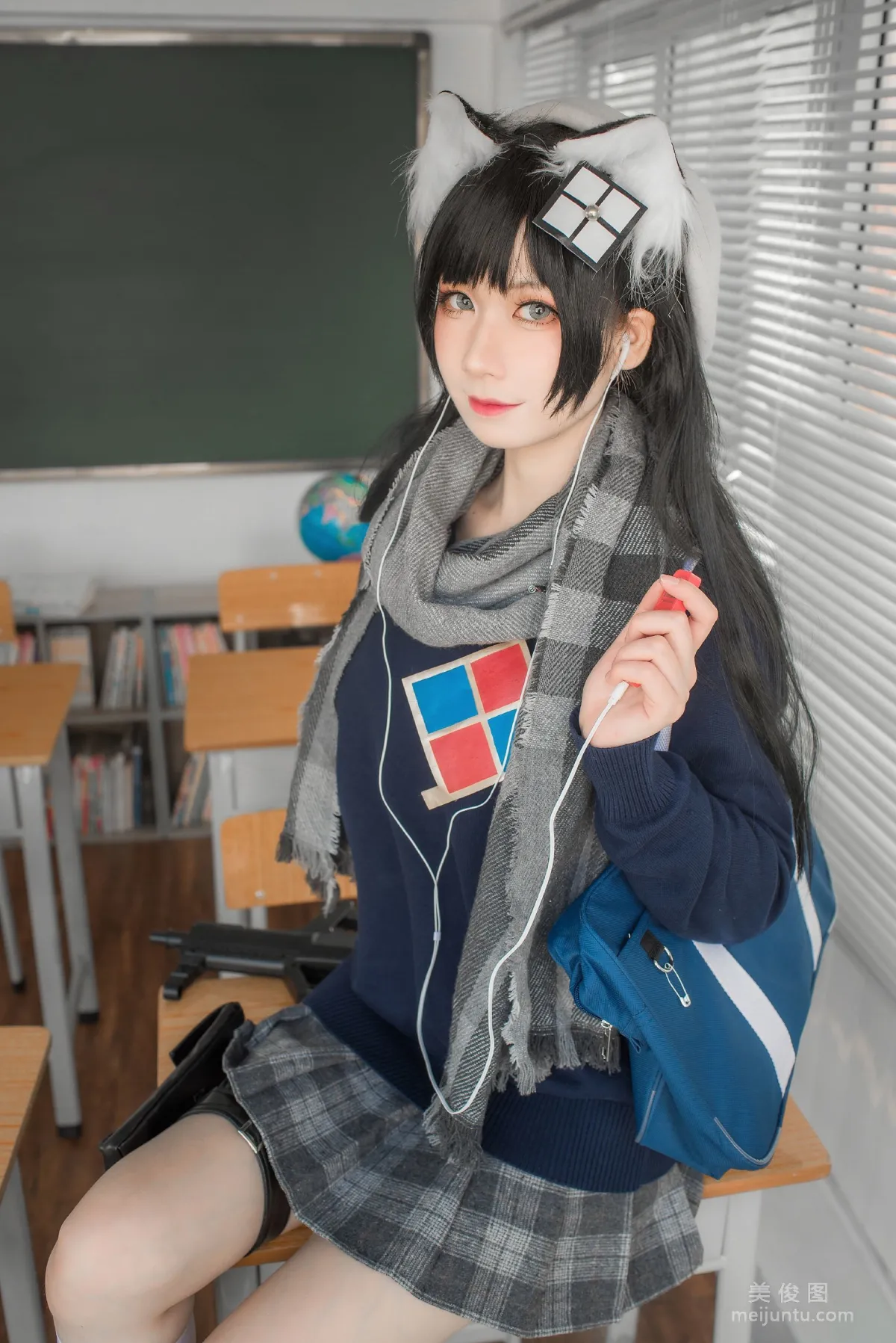 [Web Idols COSER Photos] izumi Quantaozi - Pure White Graduation Season photo 9