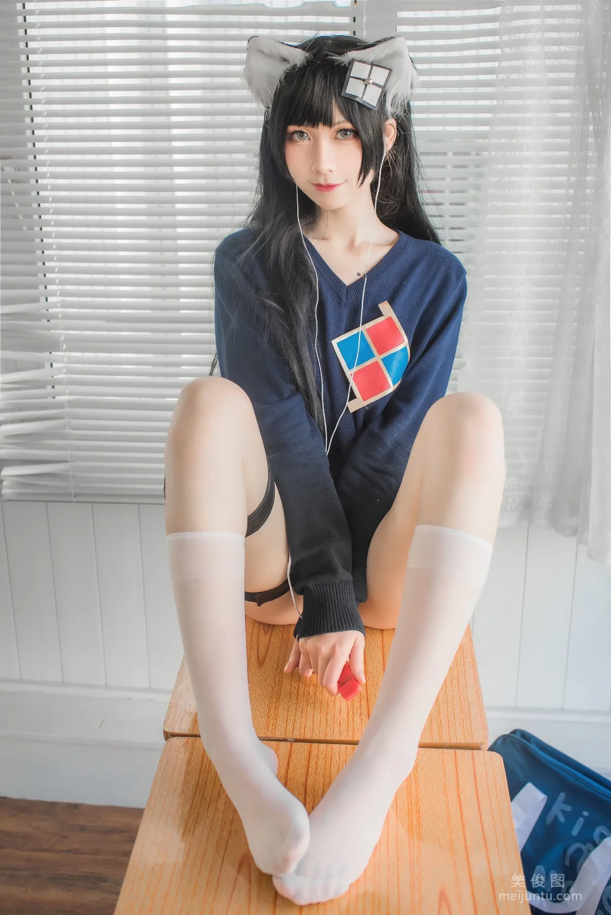 [Web Idols COSER Photos] izumi Quantaozi - Pure White Graduation Season photo 12