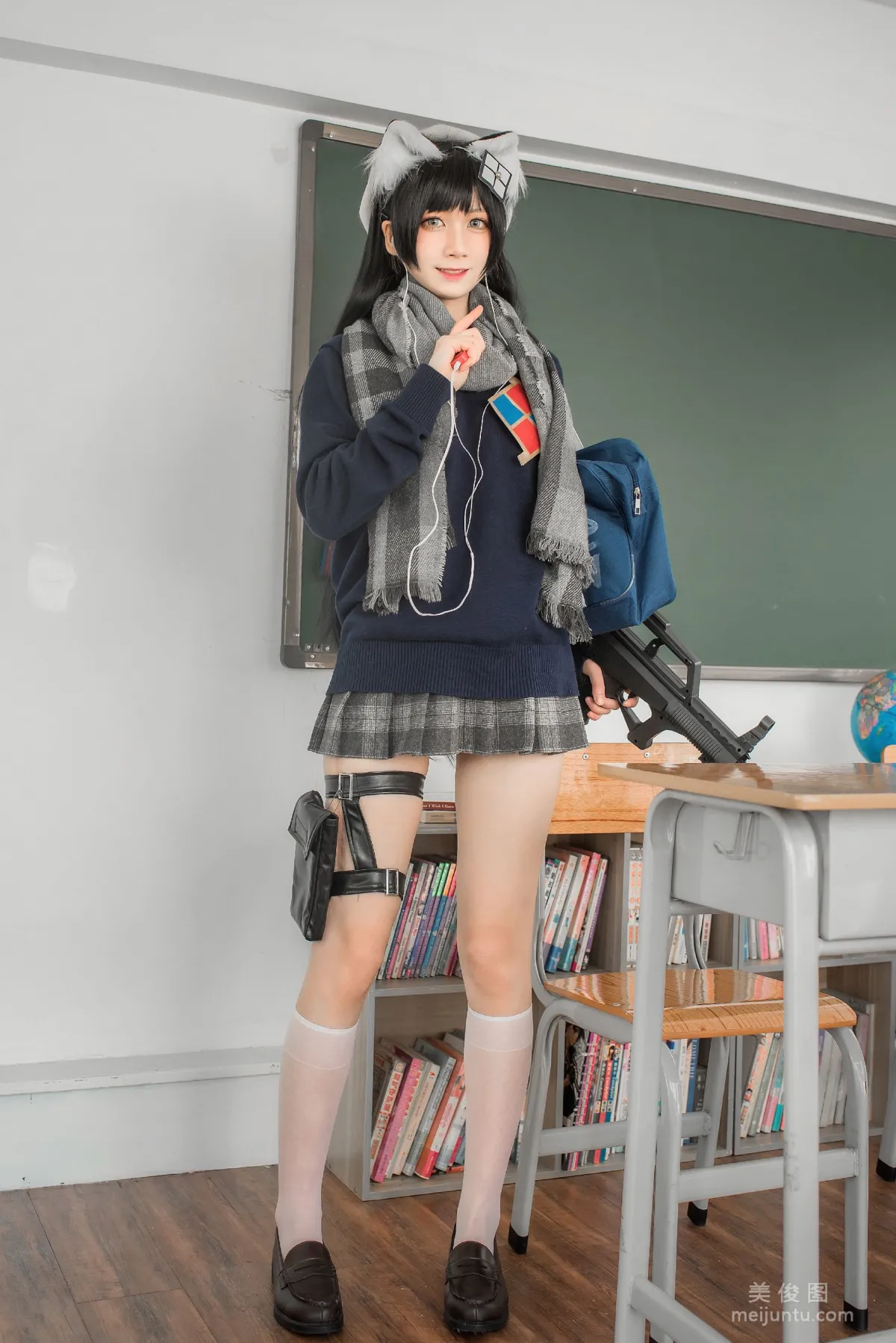 [Web Idols COSER Photos] izumi Quantaozi - Pure White Graduation Season photo 13