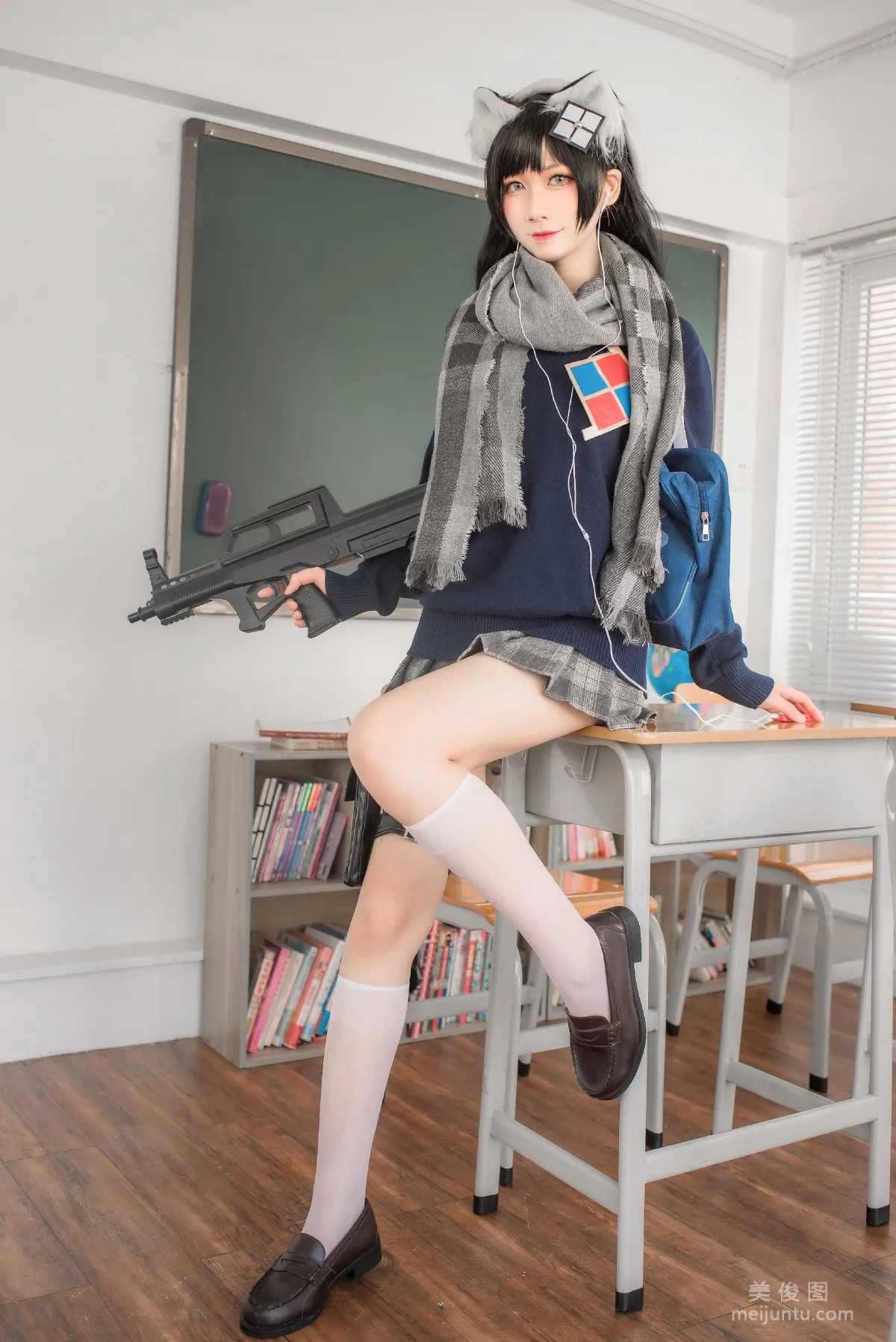 [Web Idols COSER Photos] izumi Quantaozi - Pure White Graduation Season photo 30