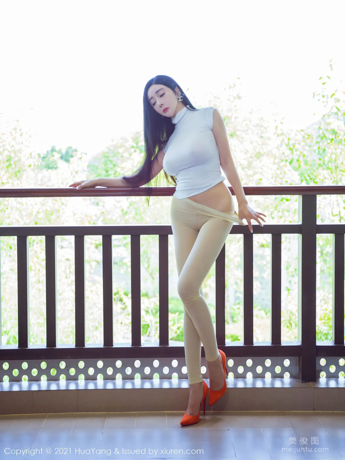[HuaYang] Vol.440 Yun Er - Unique, Graceful and Charming Body photo 12