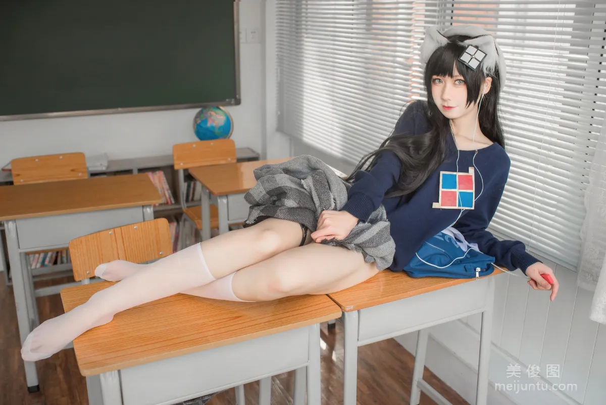[Web Idols COSER Photos] izumi Quantaozi - Pure White Graduation Season photo 26