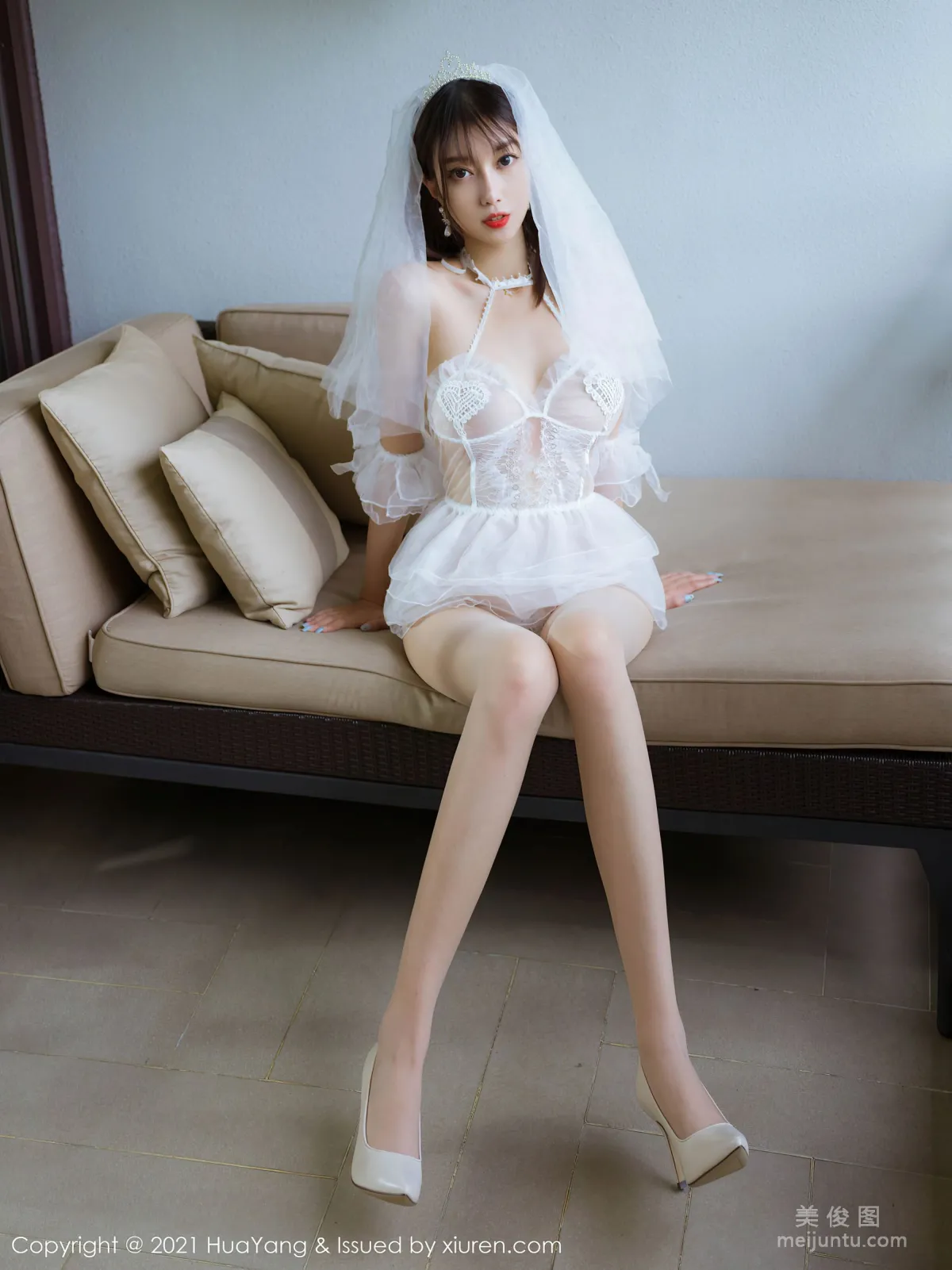 [HuaYang] Vol.439 Yue Eryue - Qixi Wedding Dress Theme Photos photo 1