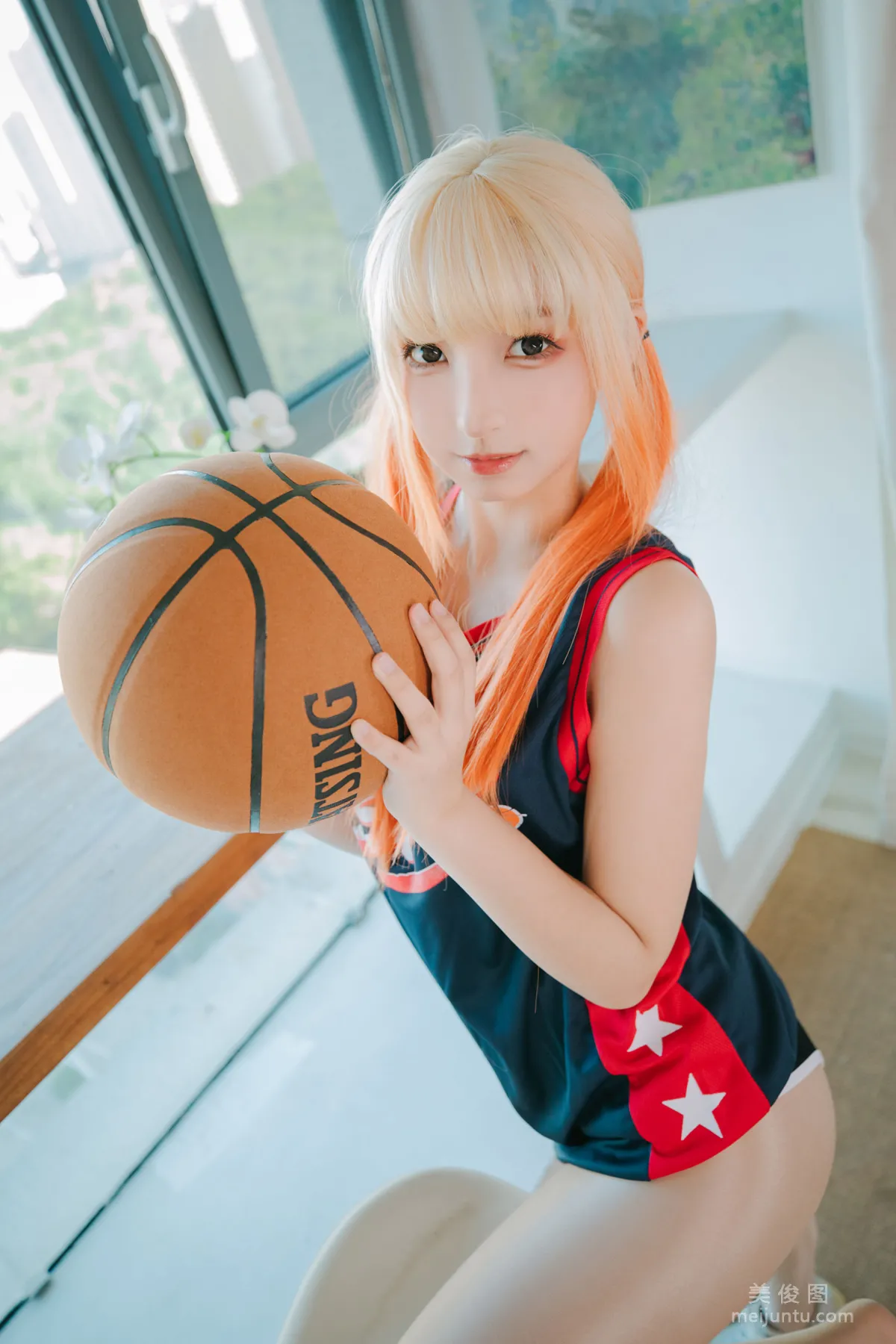 [网红COSER] 萝莉神楽板真冬 之 拉拉队少女149