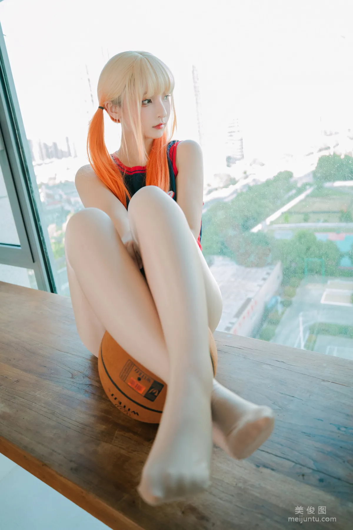 [网红COSER] 萝莉神楽板真冬 之 拉拉队少女33
