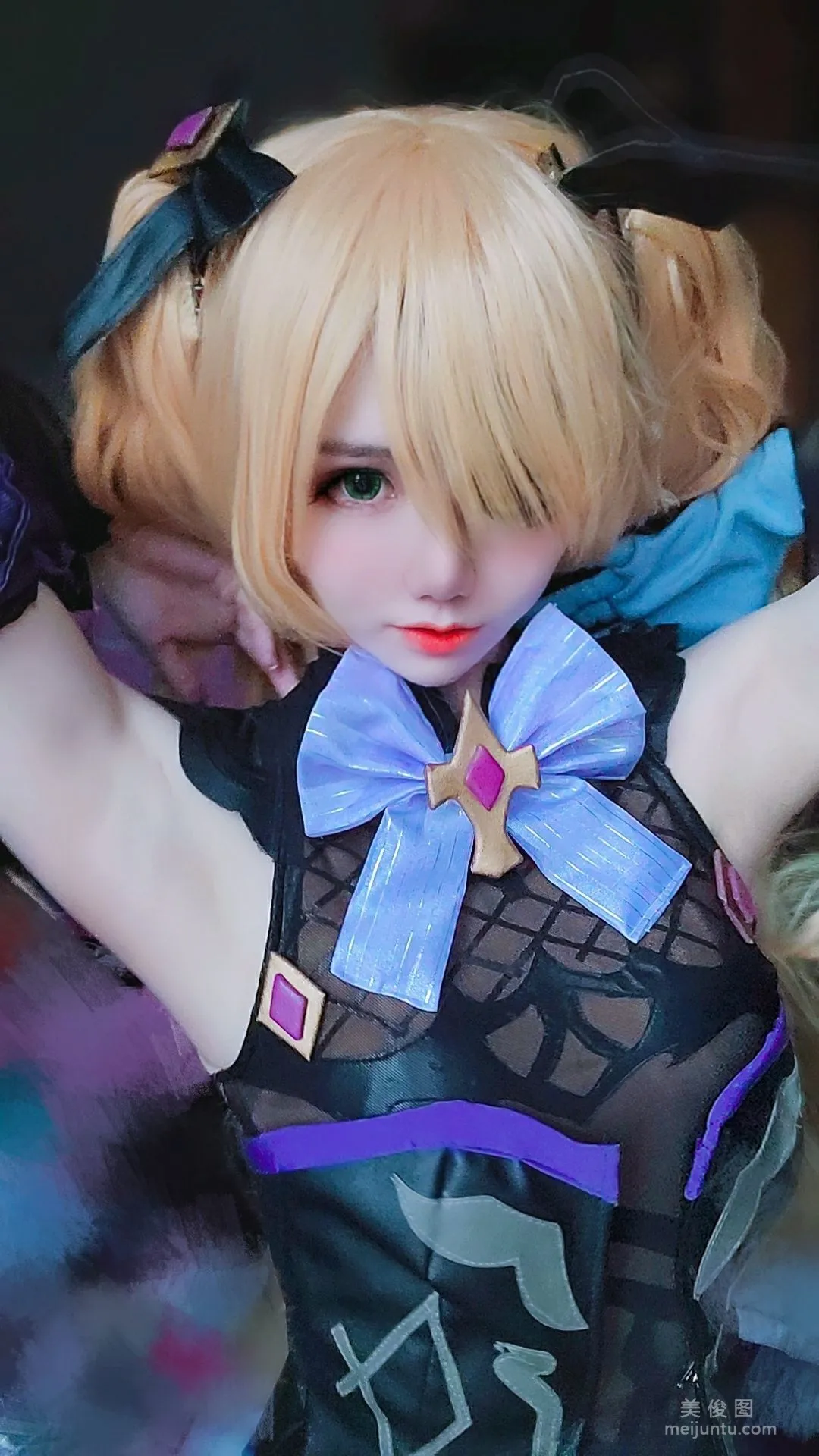 [网红COSER] Sally Dorasnow - Fischl Selfie6