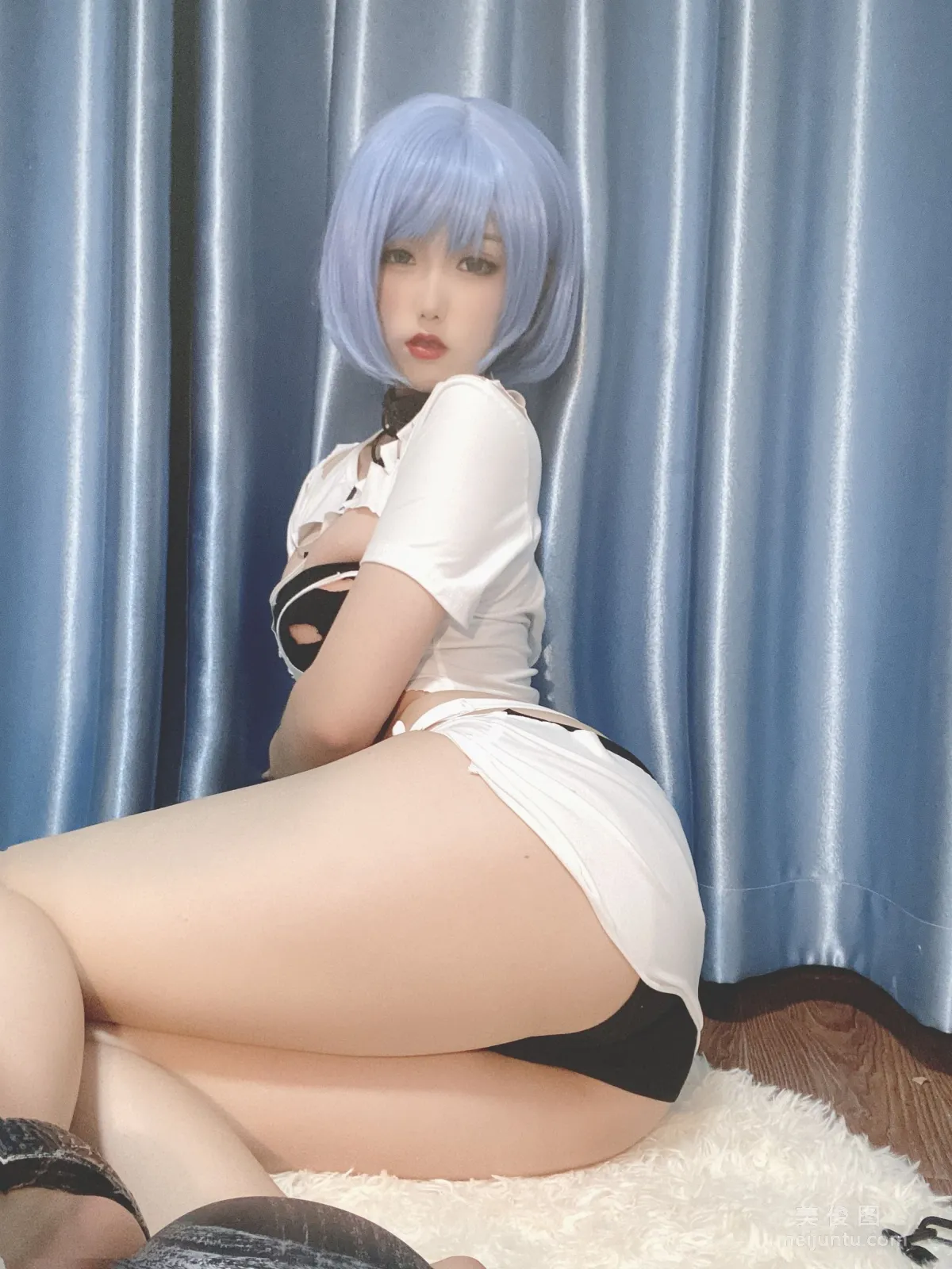 Yibei Yibei: Web Idols photo 12