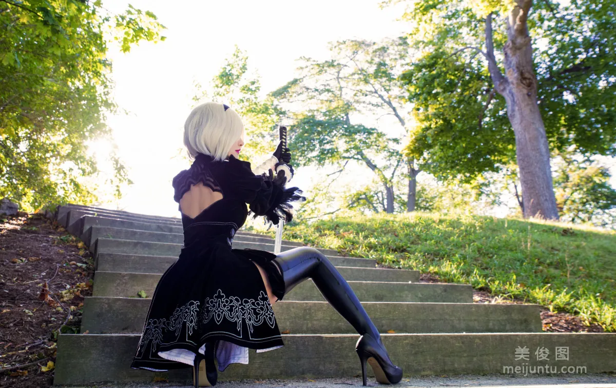 [网红COSER] MisswarmJ - Bonus 2B4
