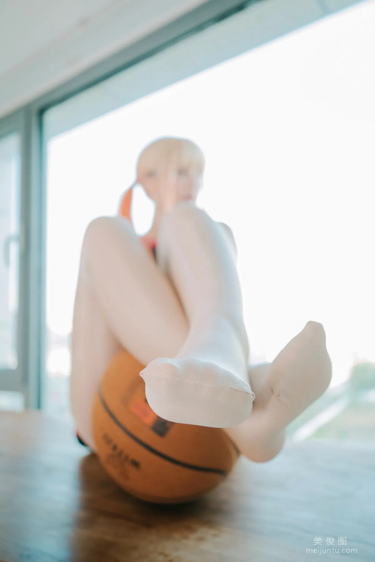 [网红COSER] 萝莉神楽板真冬 之 拉拉队少女36