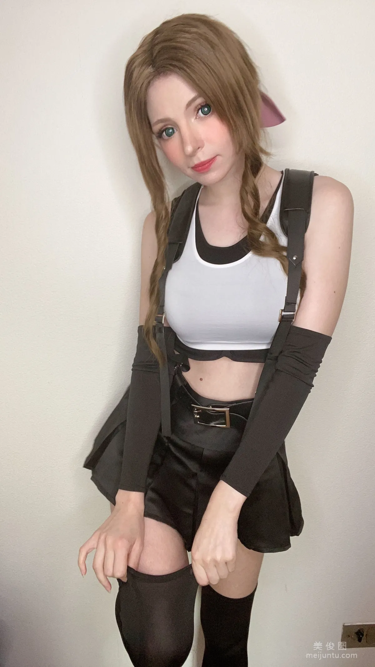[Web Idols Coser] Peach milky, Aerith Tifa Swap photo 38
