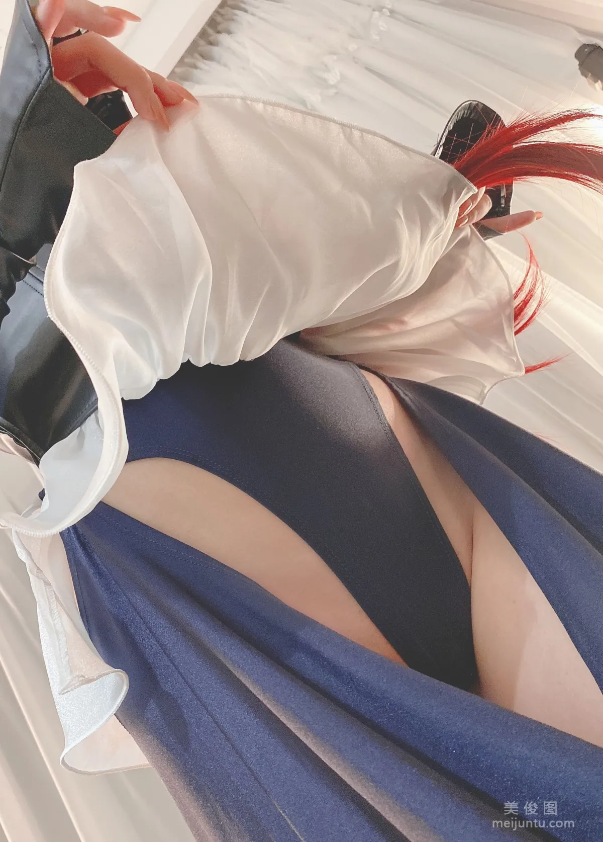 Yibei Yibei: Web Idols photo 2