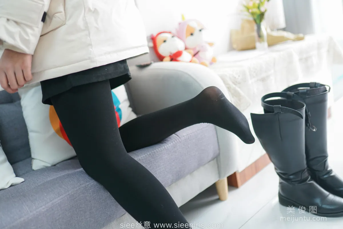 [丝意SIEE] No.436 楠楠 《越爱你，越低到尘埃里》 写真集75