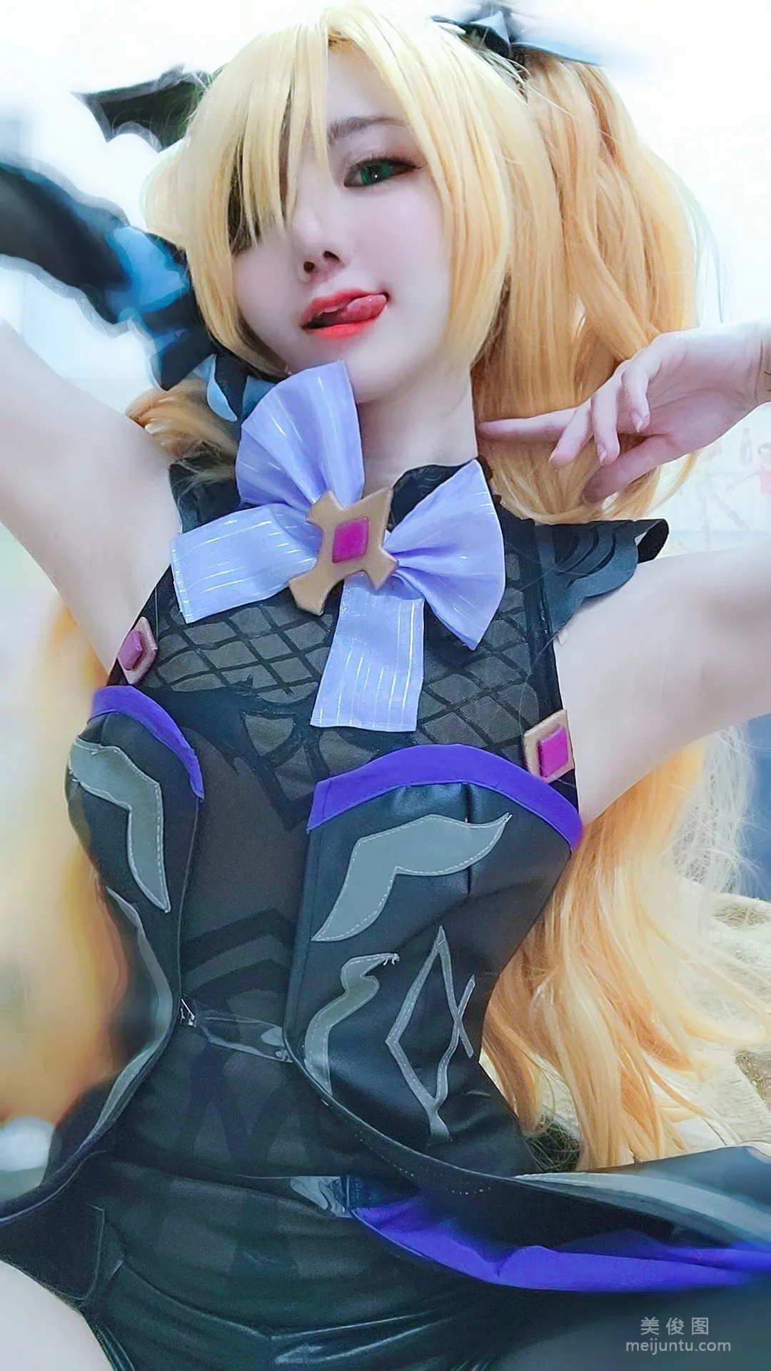 [网红COSER] Sally Dorasnow - Fischl Selfie15