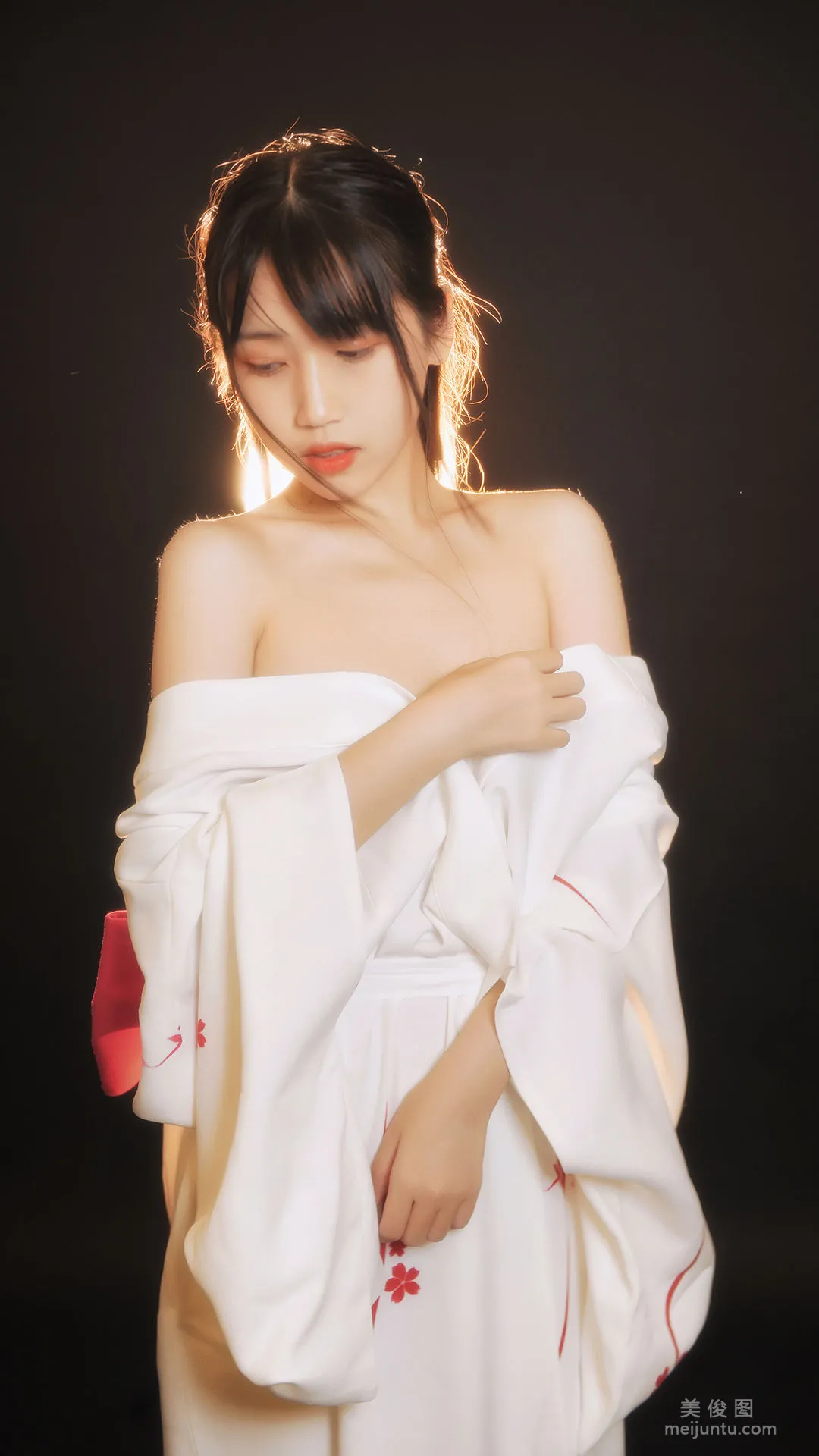 [网红COSER] 微博人气Coser不呆猫 - 和服18