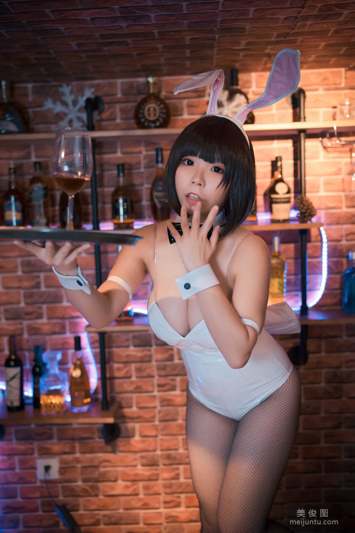 Zibi Yanqiu Qiu: Web Idols photo 5