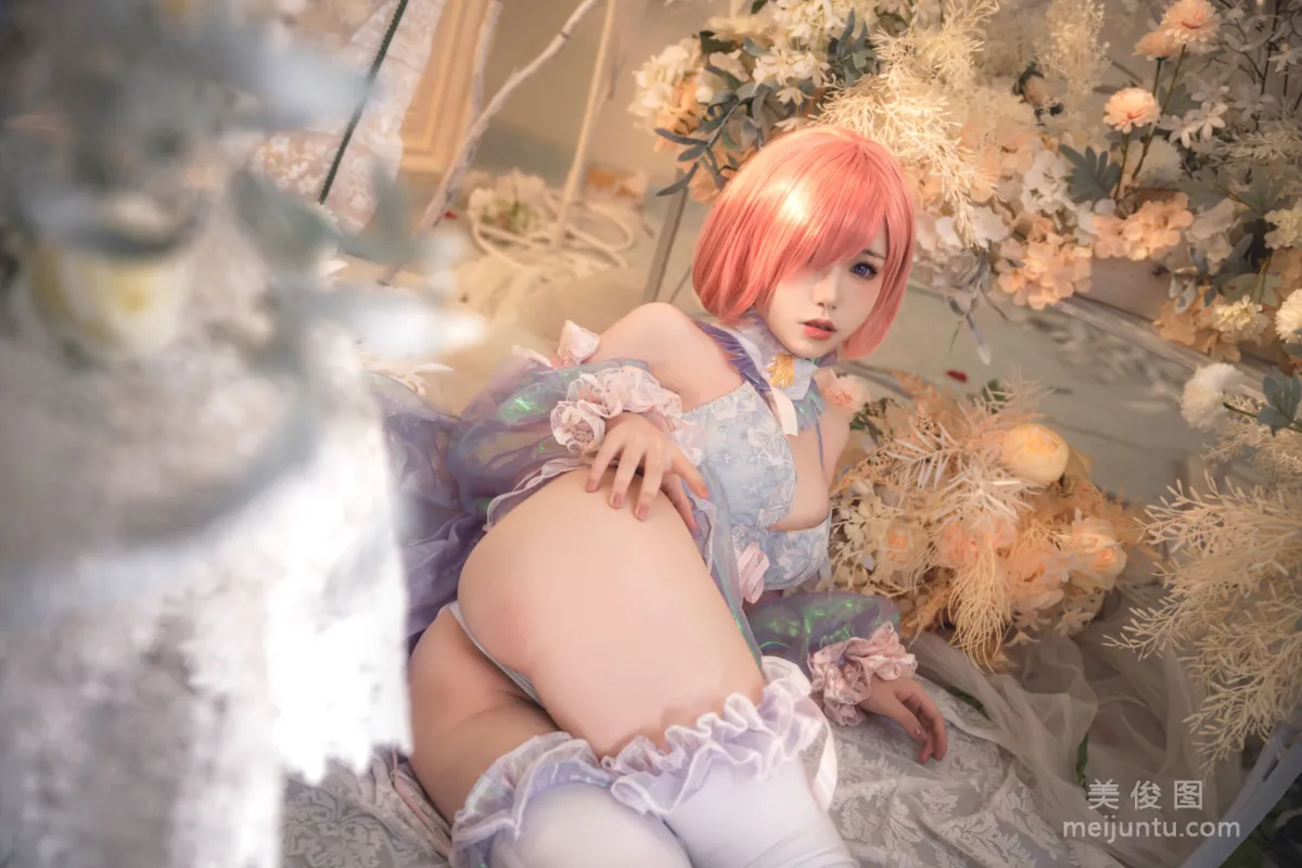 Yibei Yibei: Web Idols photo 14