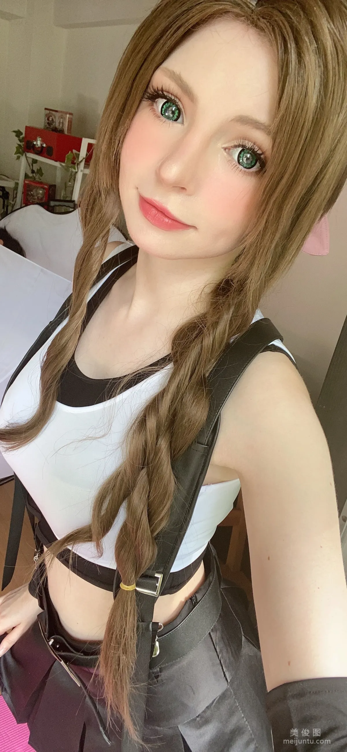 [Web Idols Coser] Peach milky, Aerith Tifa Swap photo 18