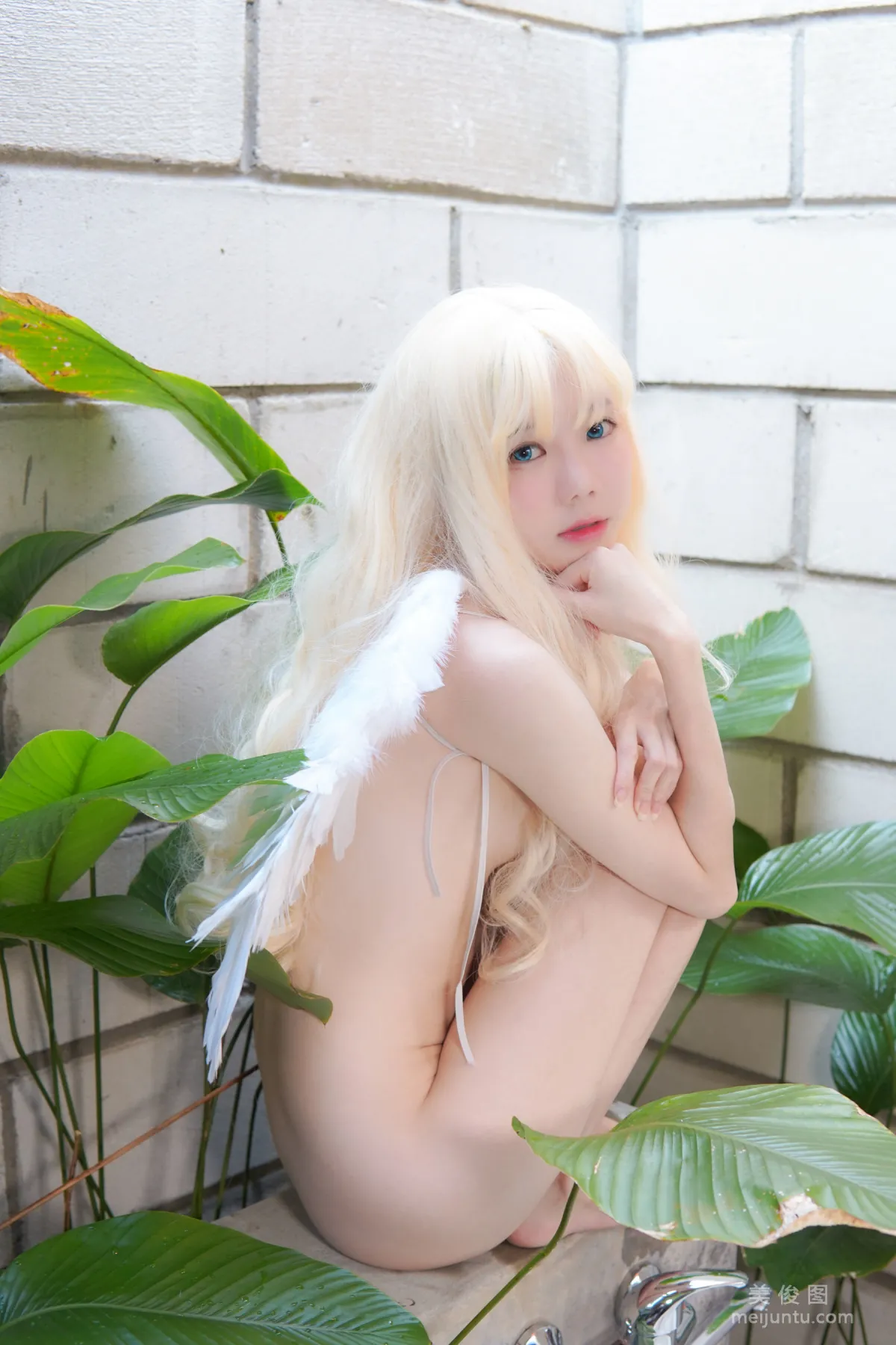 [Web Idols] Sally Dorasnow - Filo photo 2