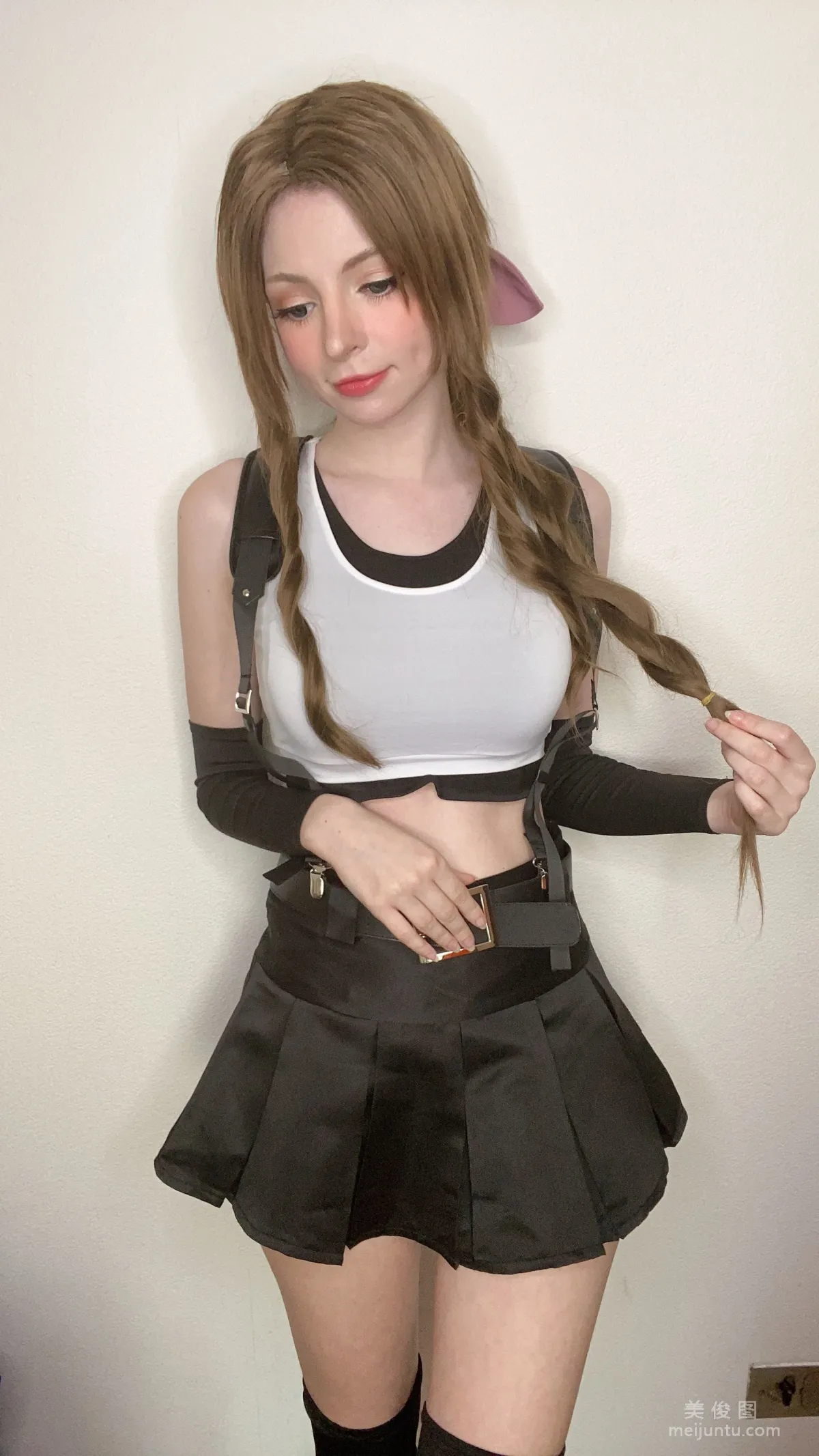 [Web Idols Coser] Peach milky, Aerith Tifa Swap photo 49
