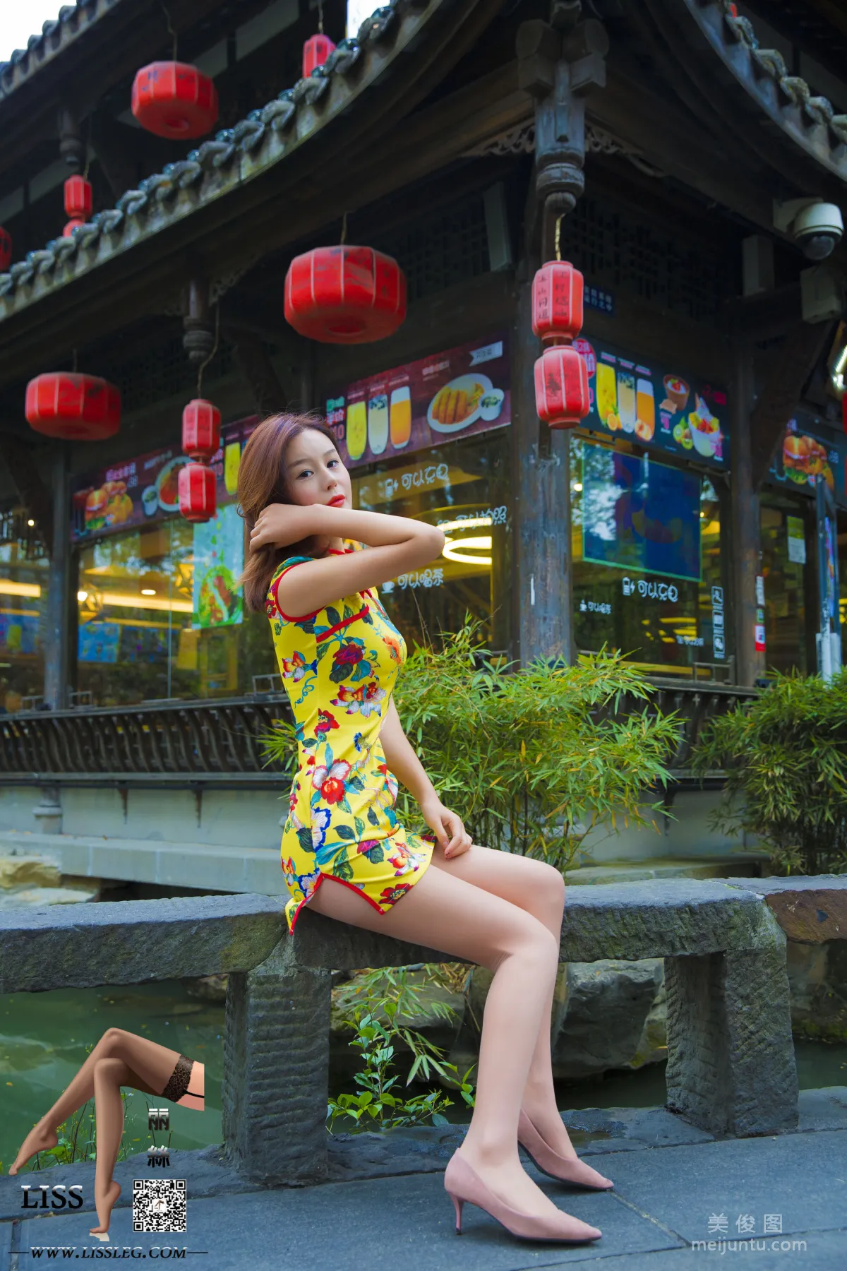 [丽丝映像GIRLISS]  梁冰 《黄色的旗袍丝》 写真集10