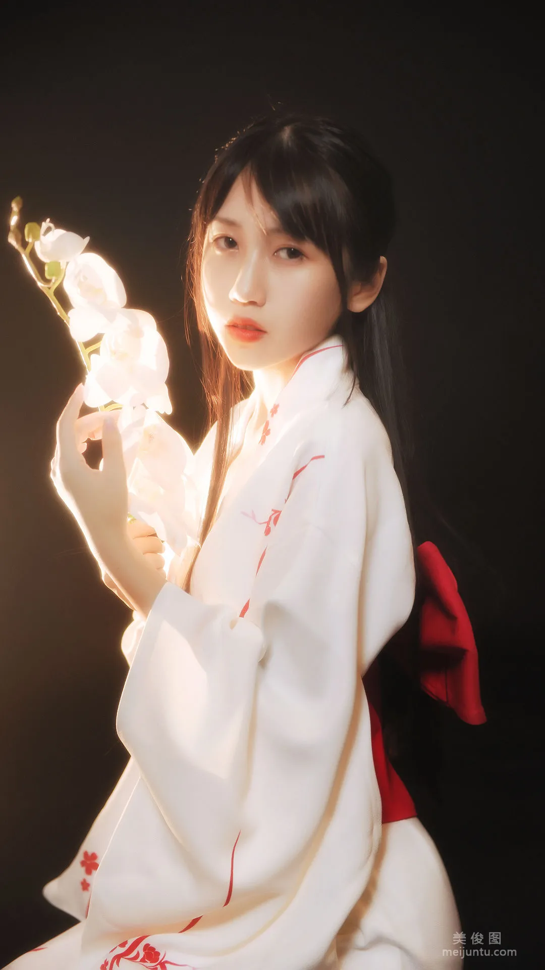 [网红COSER] 微博人气Coser不呆猫 - 和服23