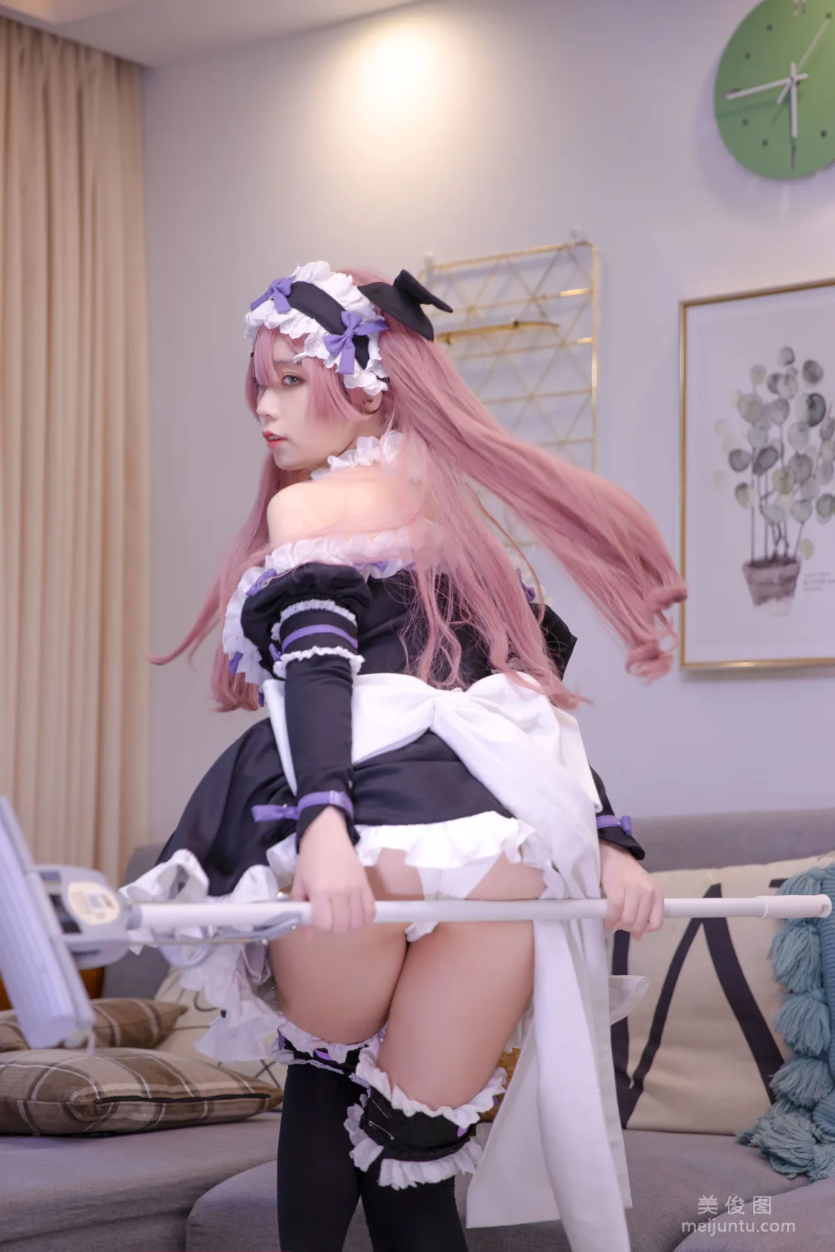 [Web Idols COSER] Anime Blogger G44 Buhui Shoushang, Lade Maid photo 19