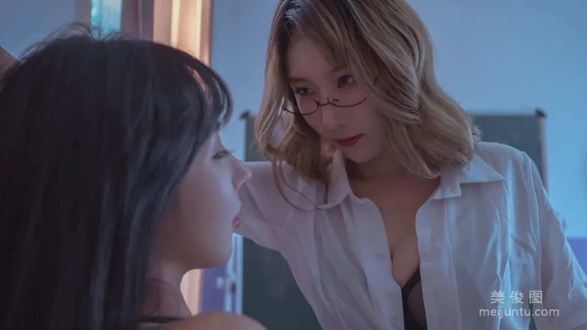 [Web Idols] Yun Xixi - Classroom Rope Art photo 25