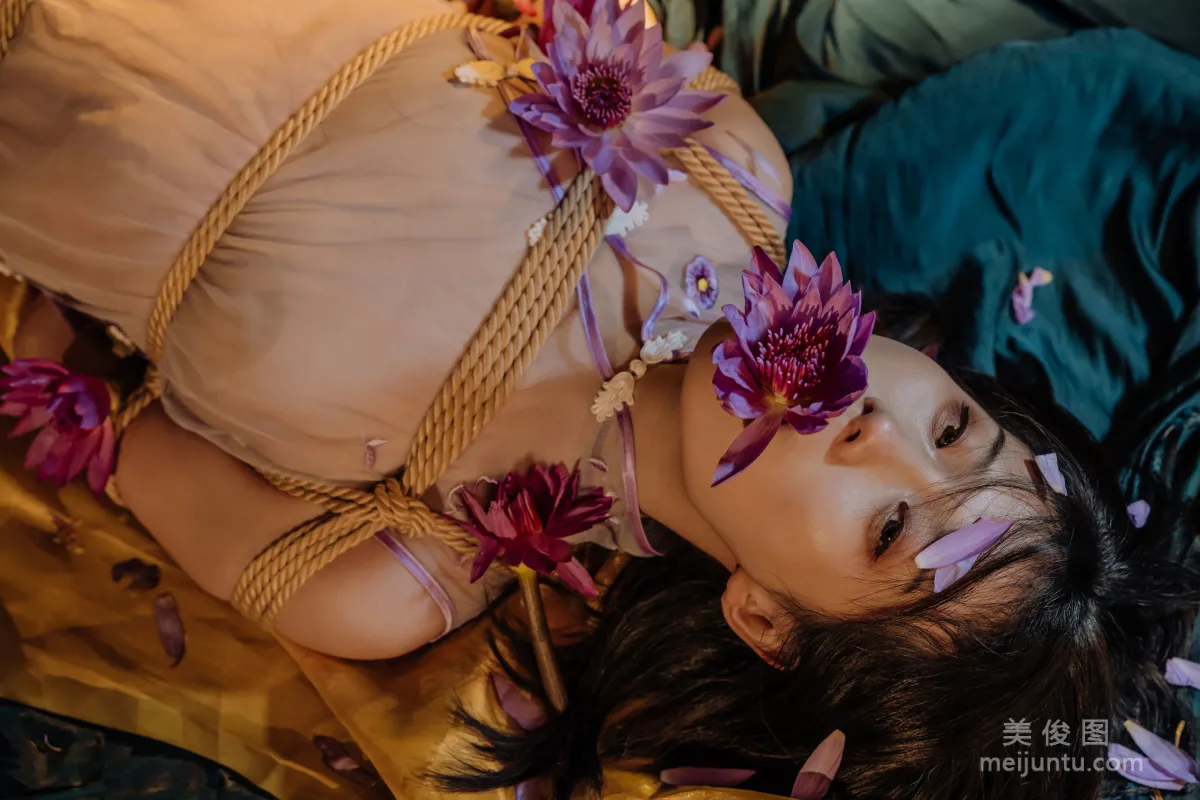 Yun Xixi: Web Idols photo 12