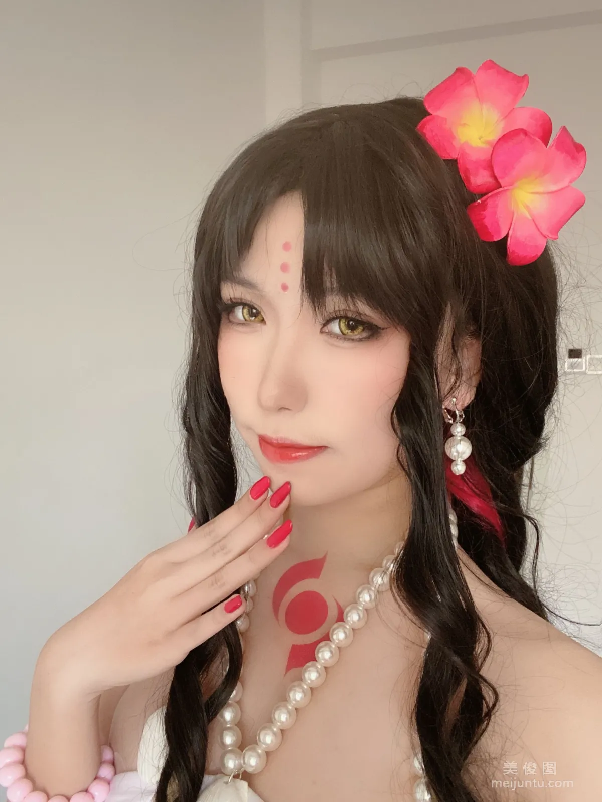 Yibei Yibei: Web Idols photo 4