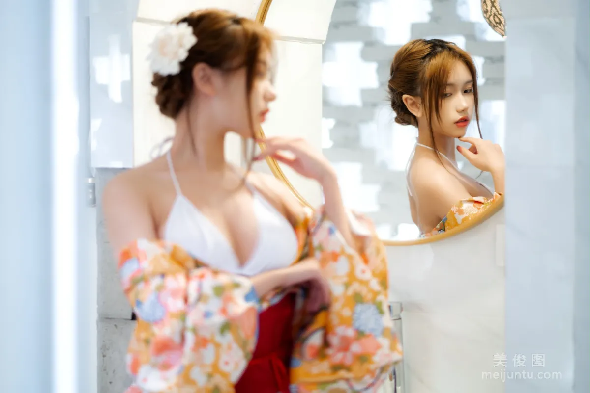 Yibei Yibei: Web Idols photo 8